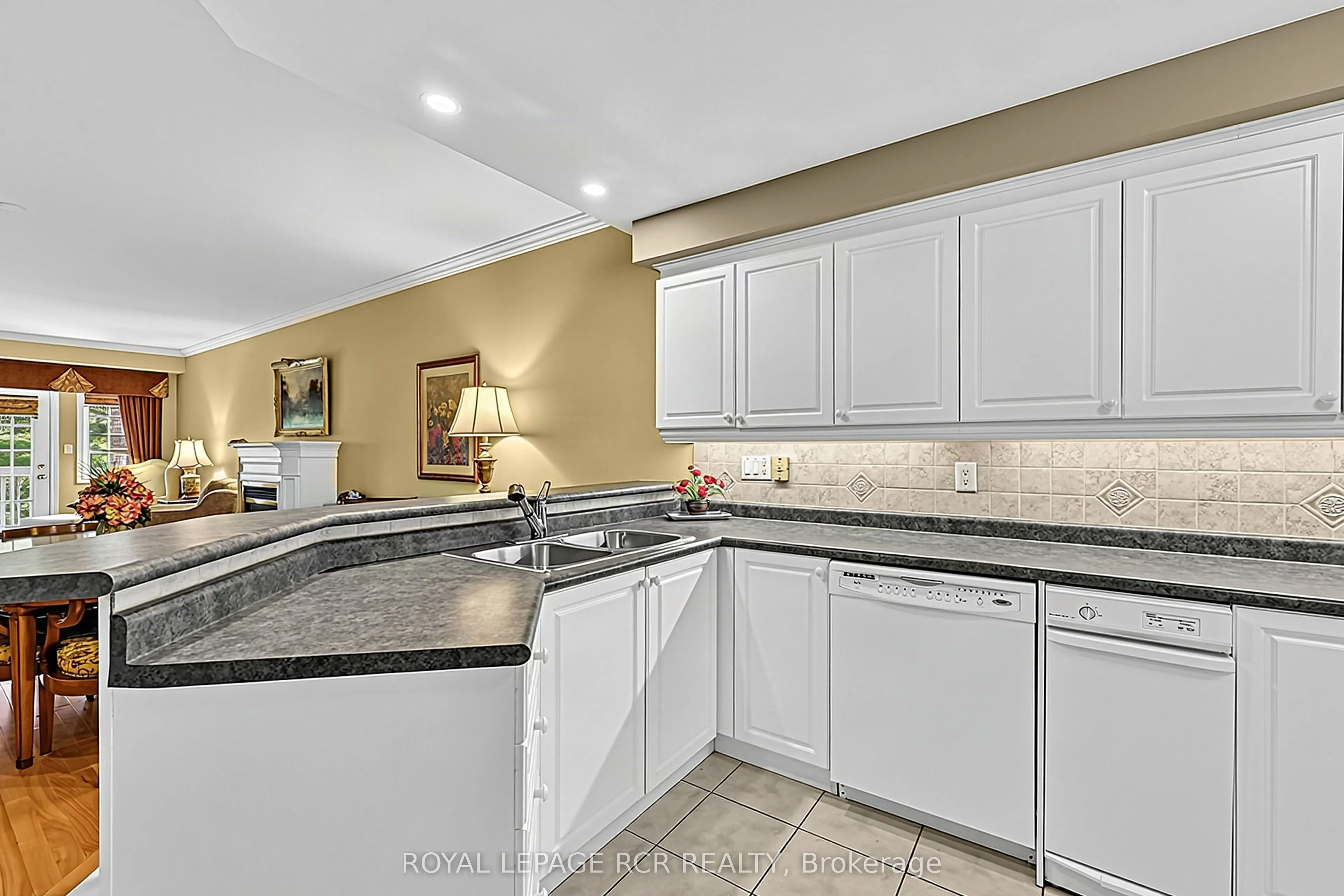 520 Silken Laumann Drive #11