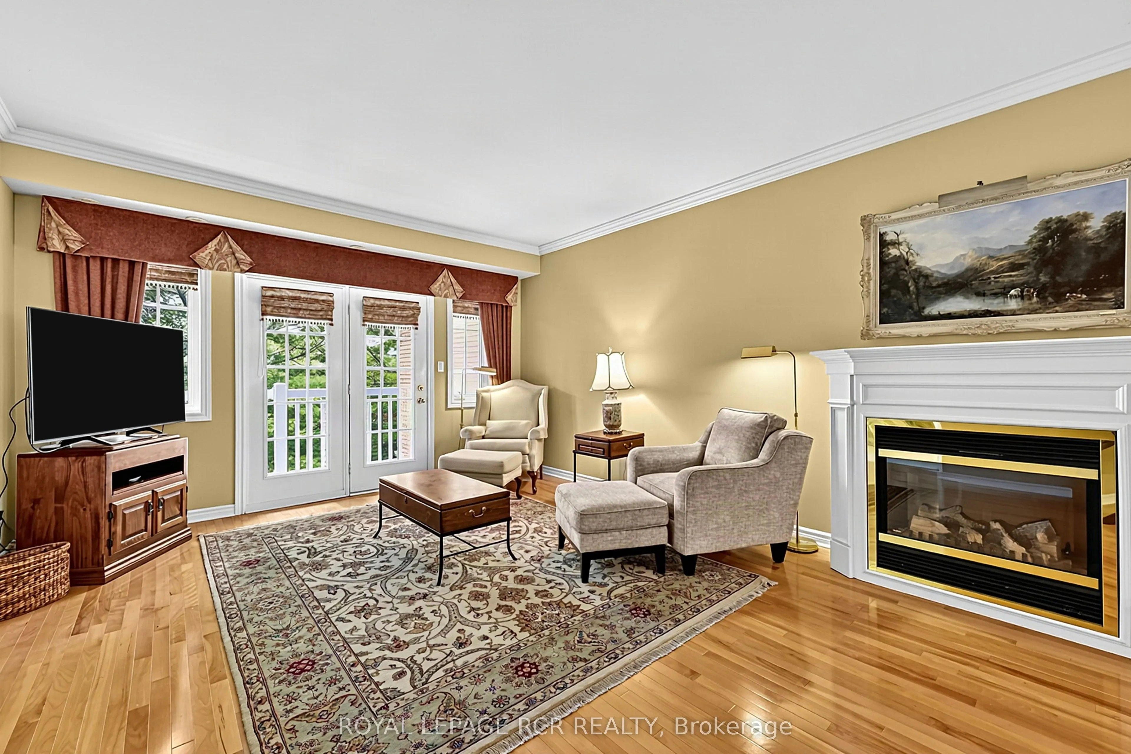 520 Silken Laumann Drive #11