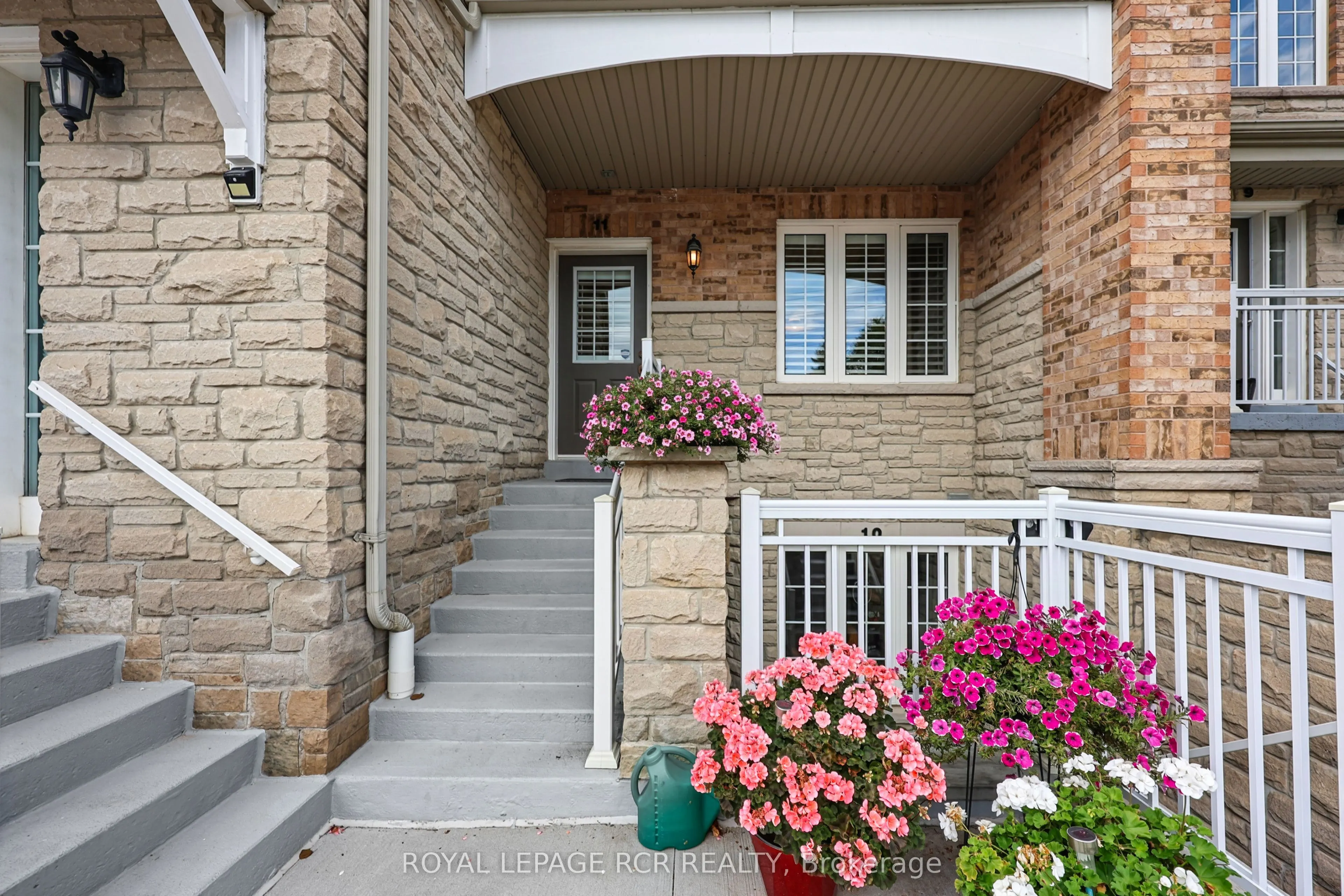 520 Silken Laumann Drive #11
