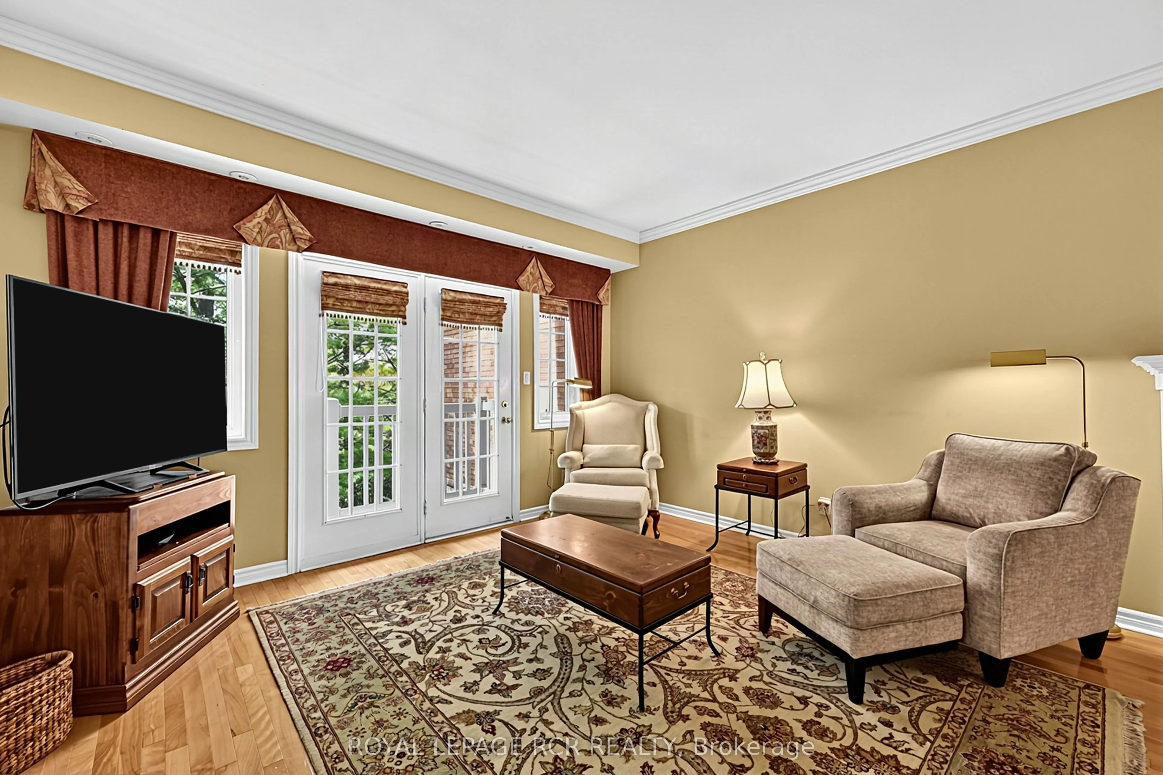 520 Silken Laumann Drive #11