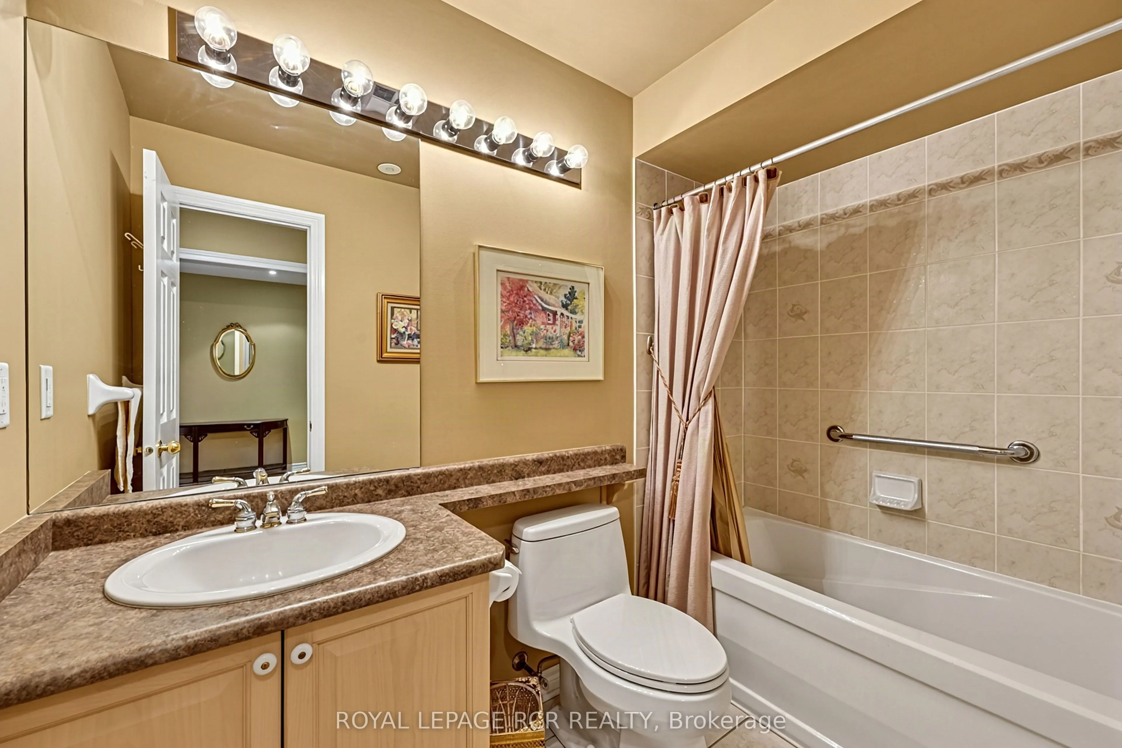 520 Silken Laumann Drive #11
