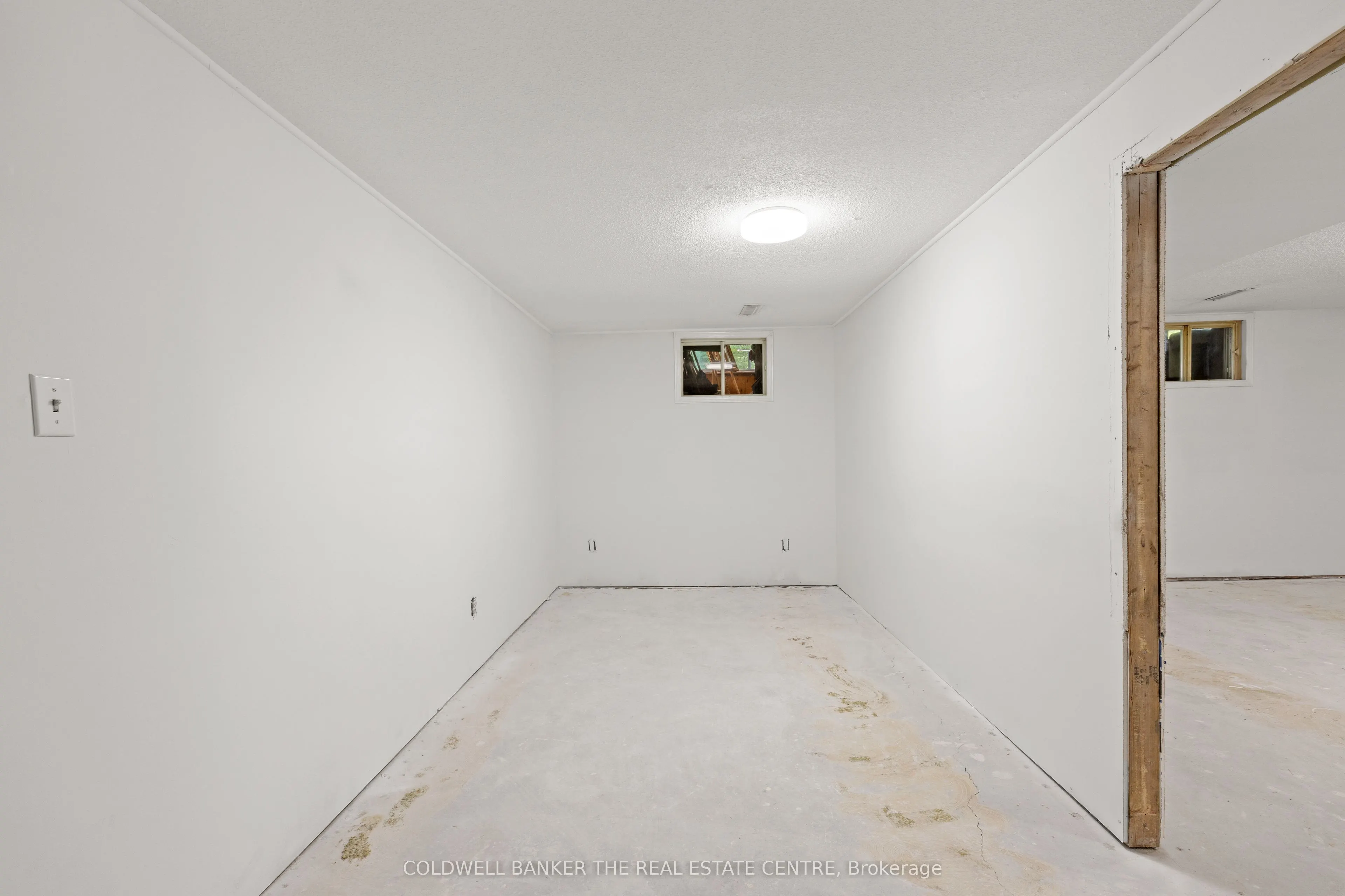 3211 Cowan Avenue