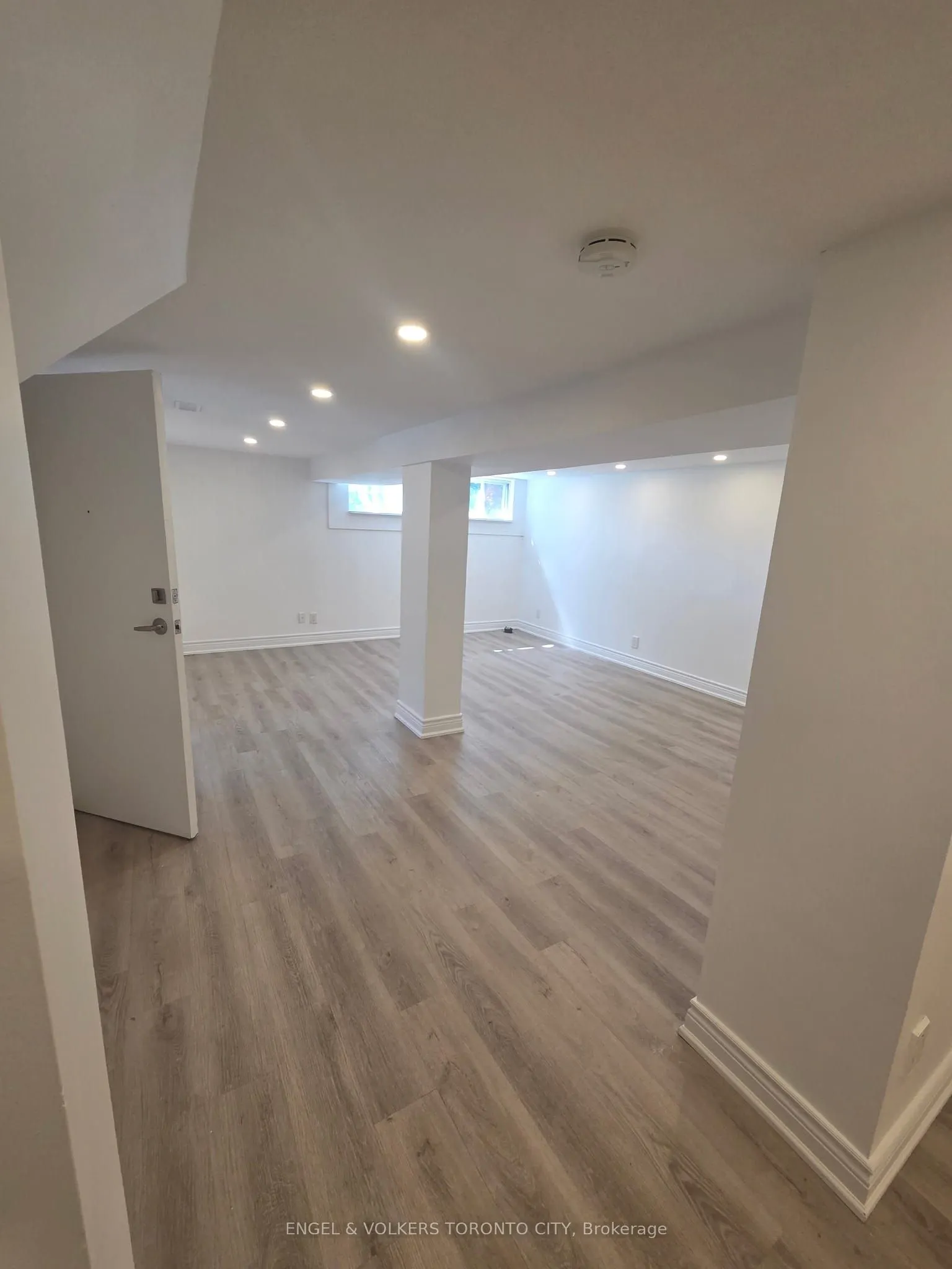 37 Newbury Drive #Basement