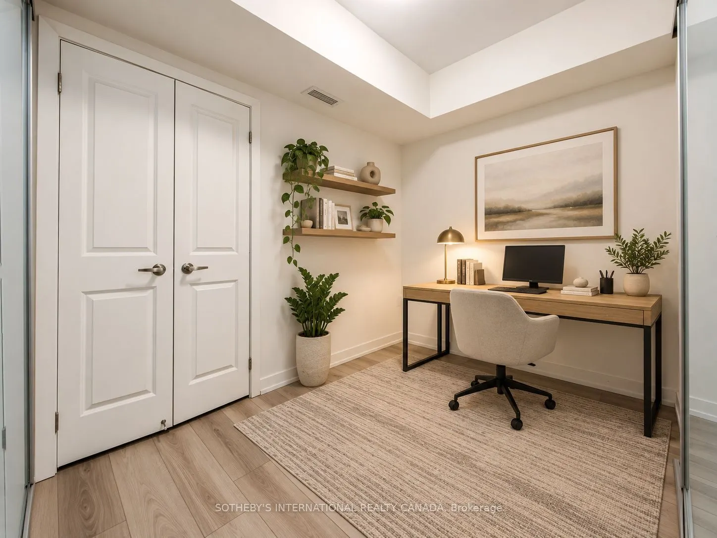 58 Elizabeth Street S #2102