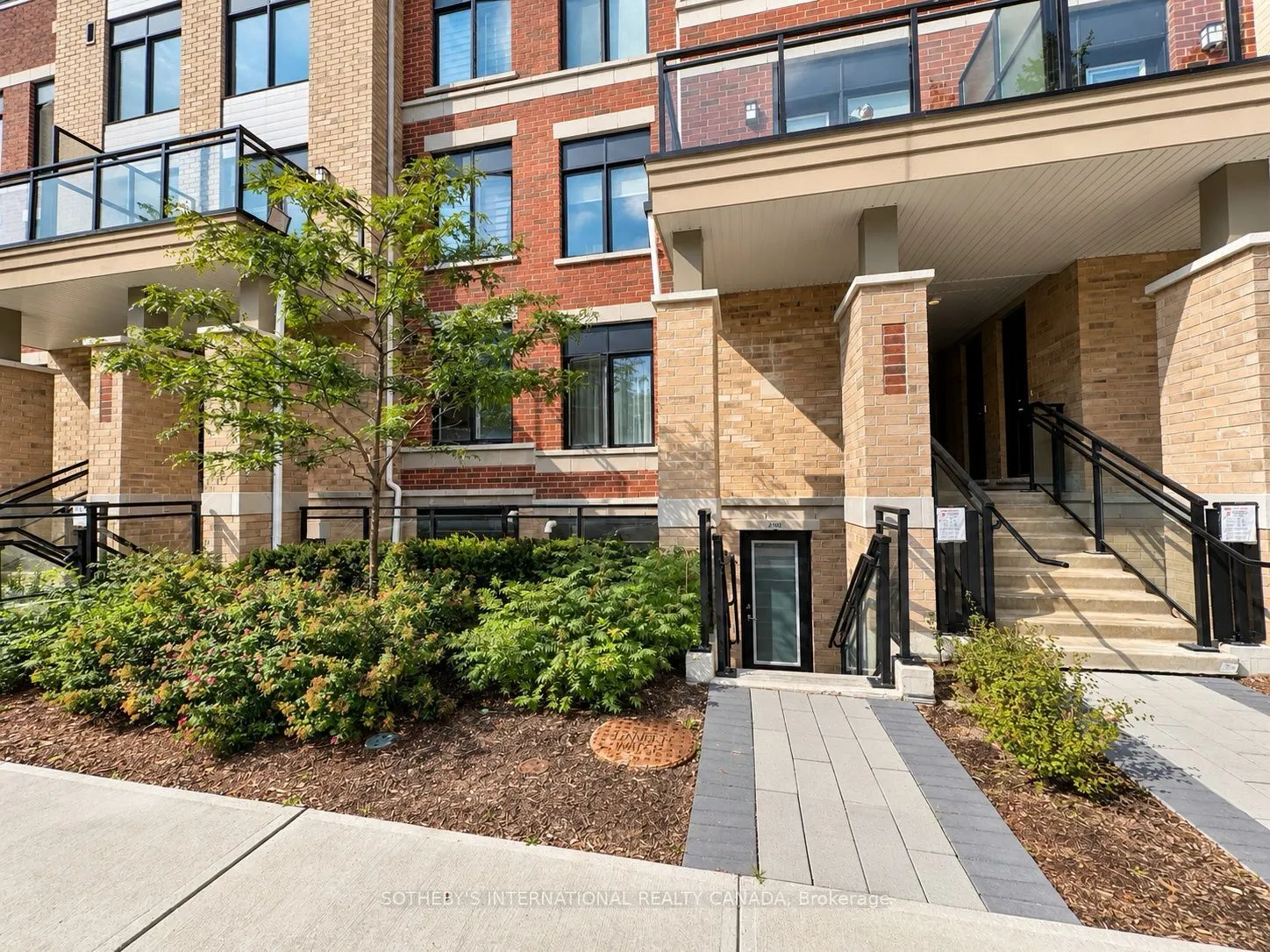 58 Elizabeth Street S #2102