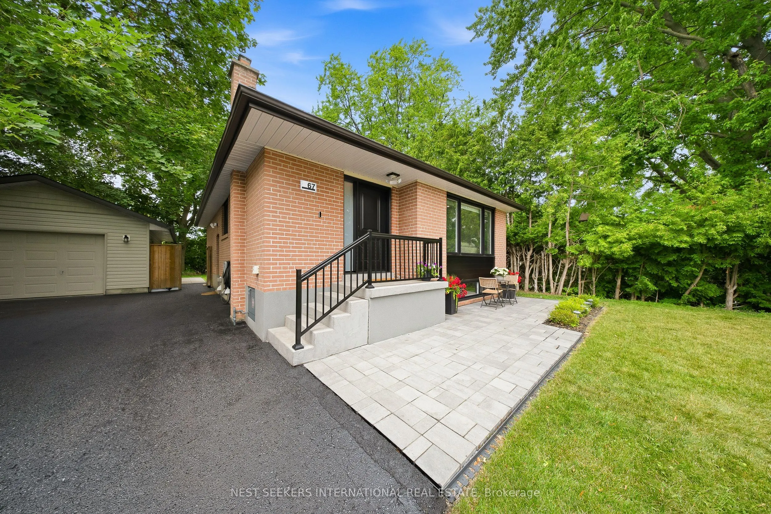 67 Foreht Crescent