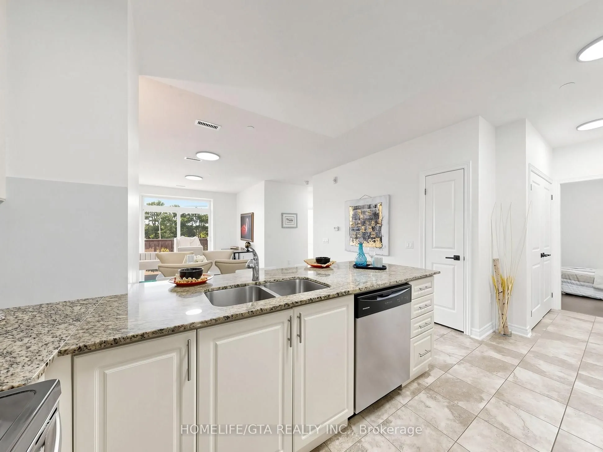 7325 Markham Road #222