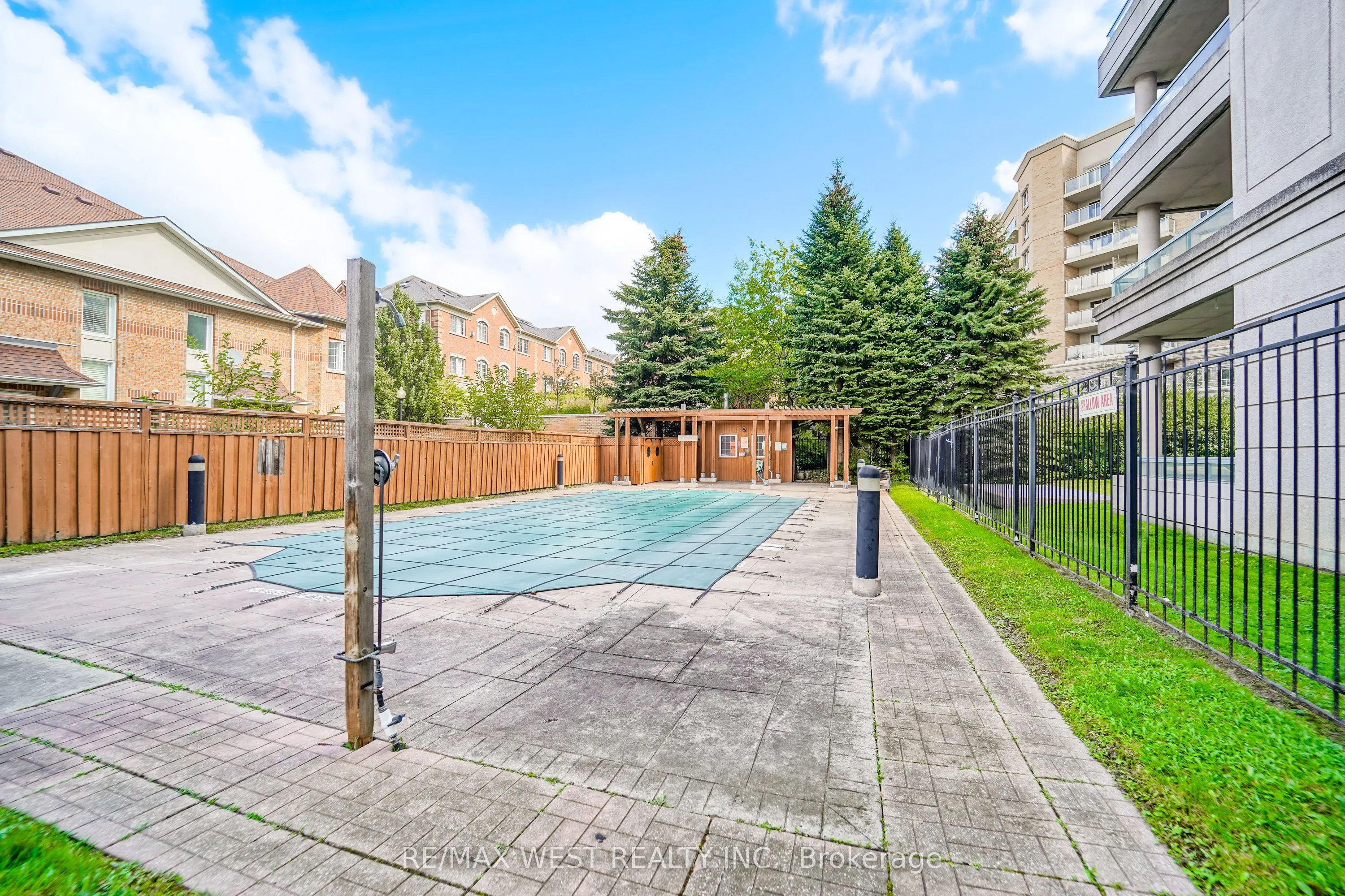 1 Emerald Lane #105