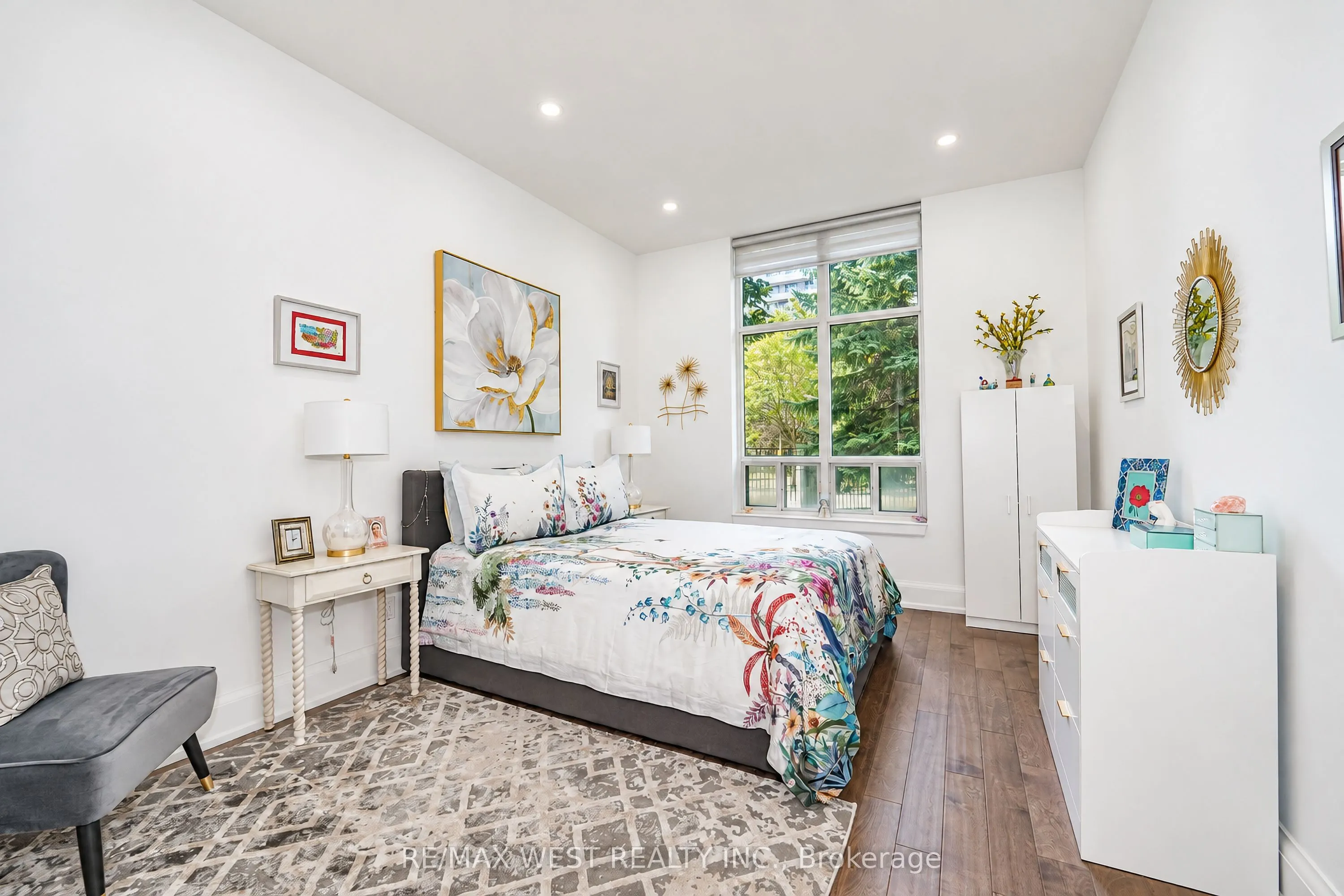 1 Emerald Lane #105