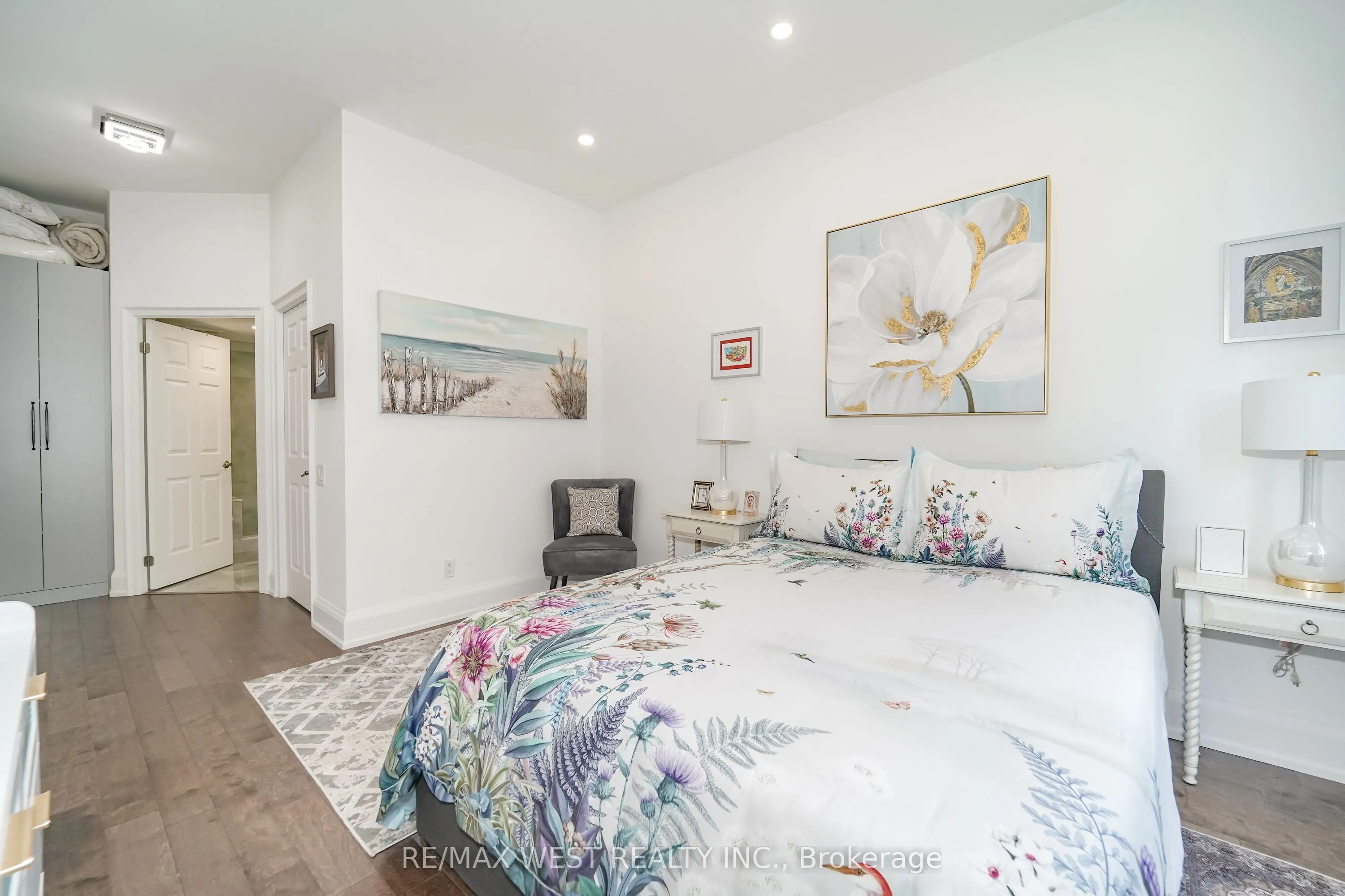 1 Emerald Lane #105