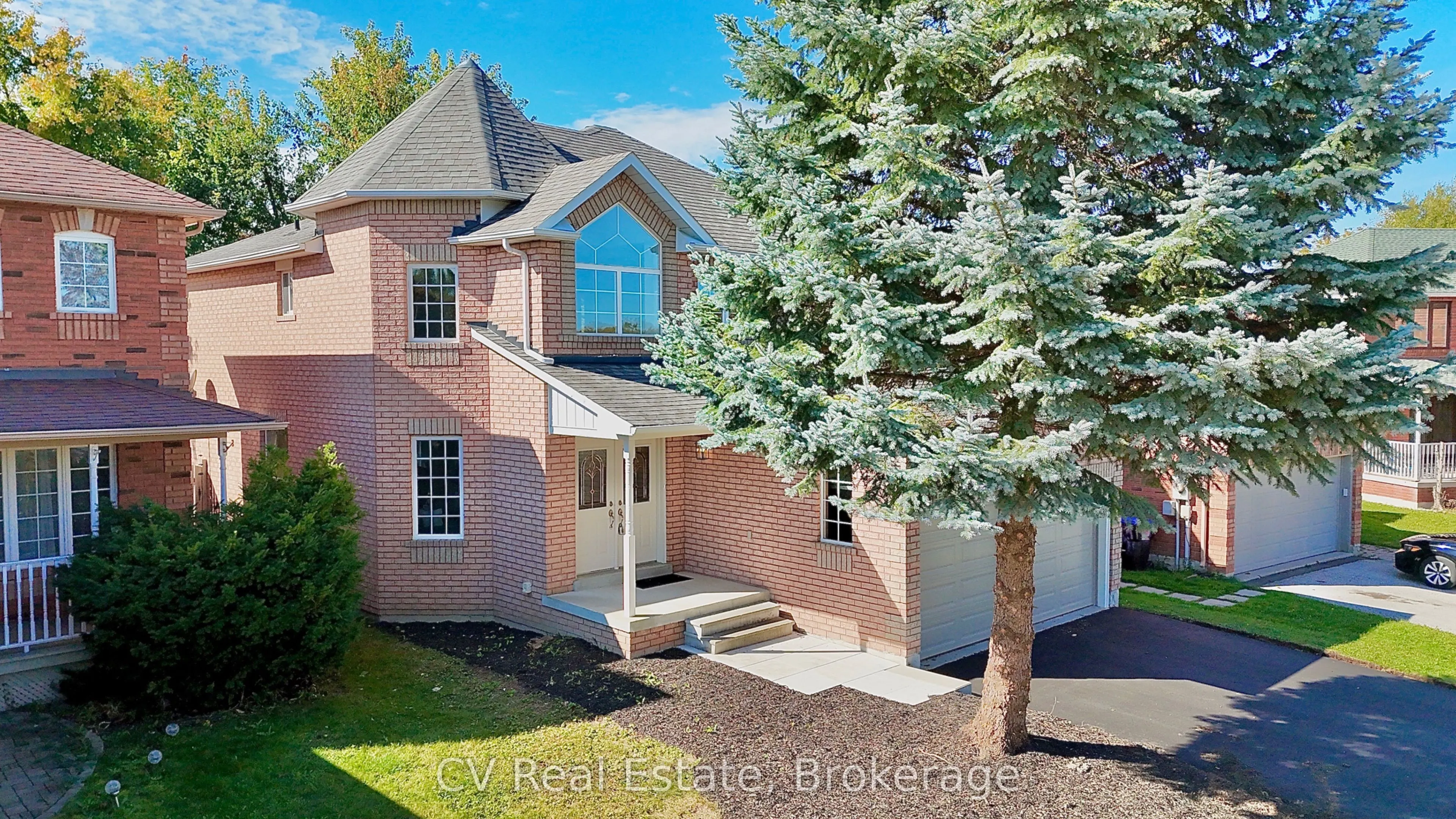 1338 Vincent Crescent