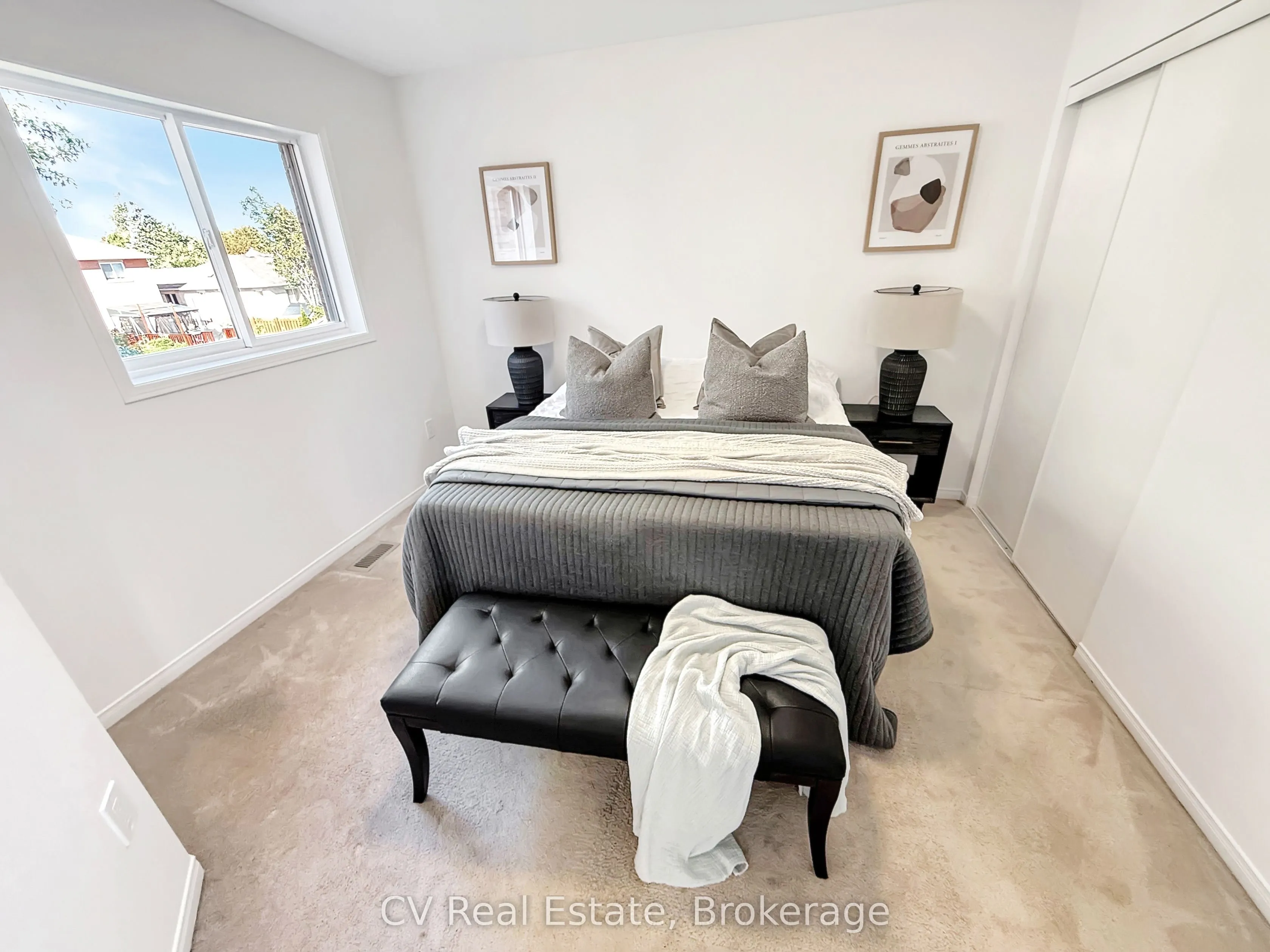 1338 Vincent Crescent