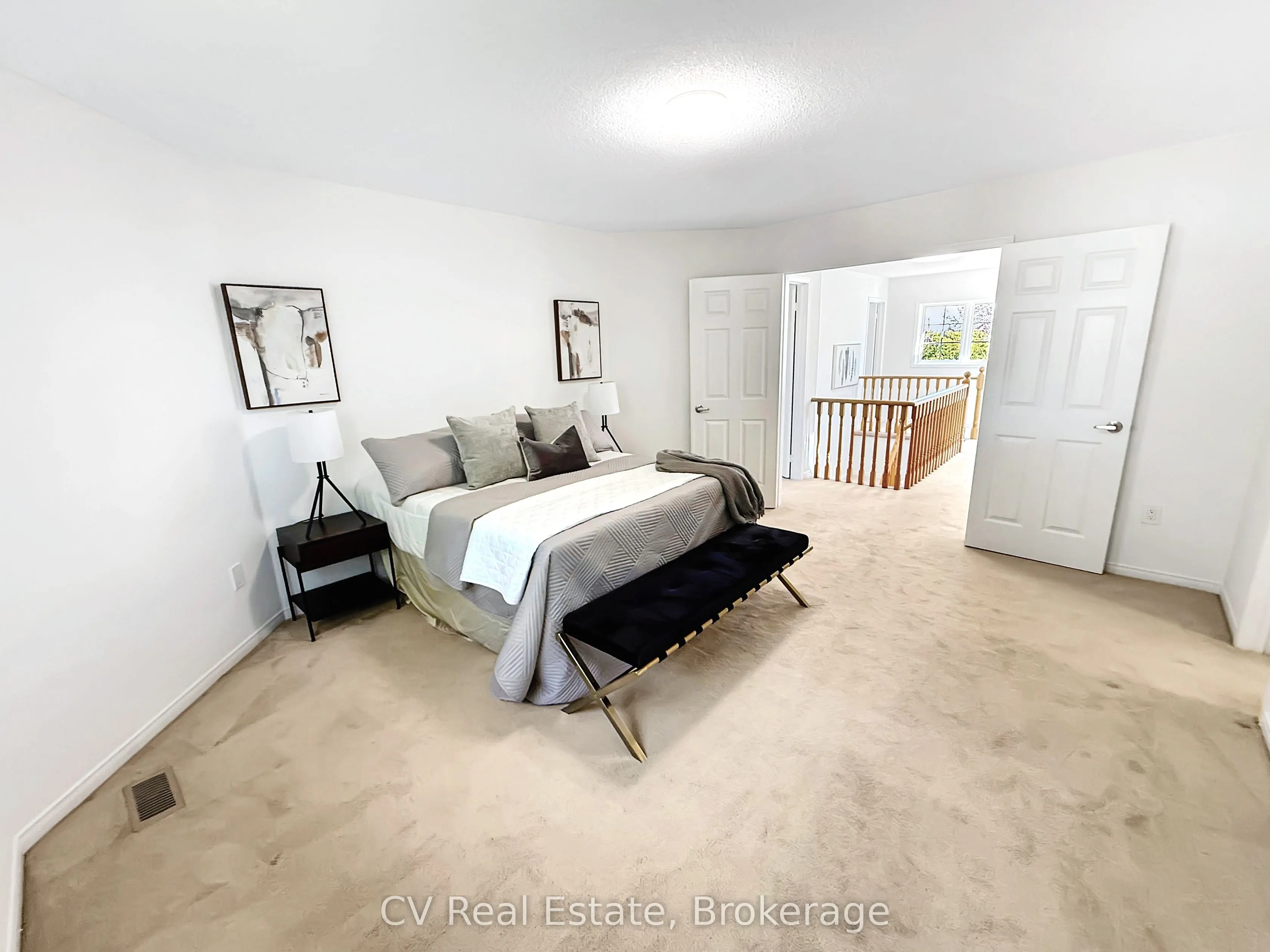 1338 Vincent Crescent