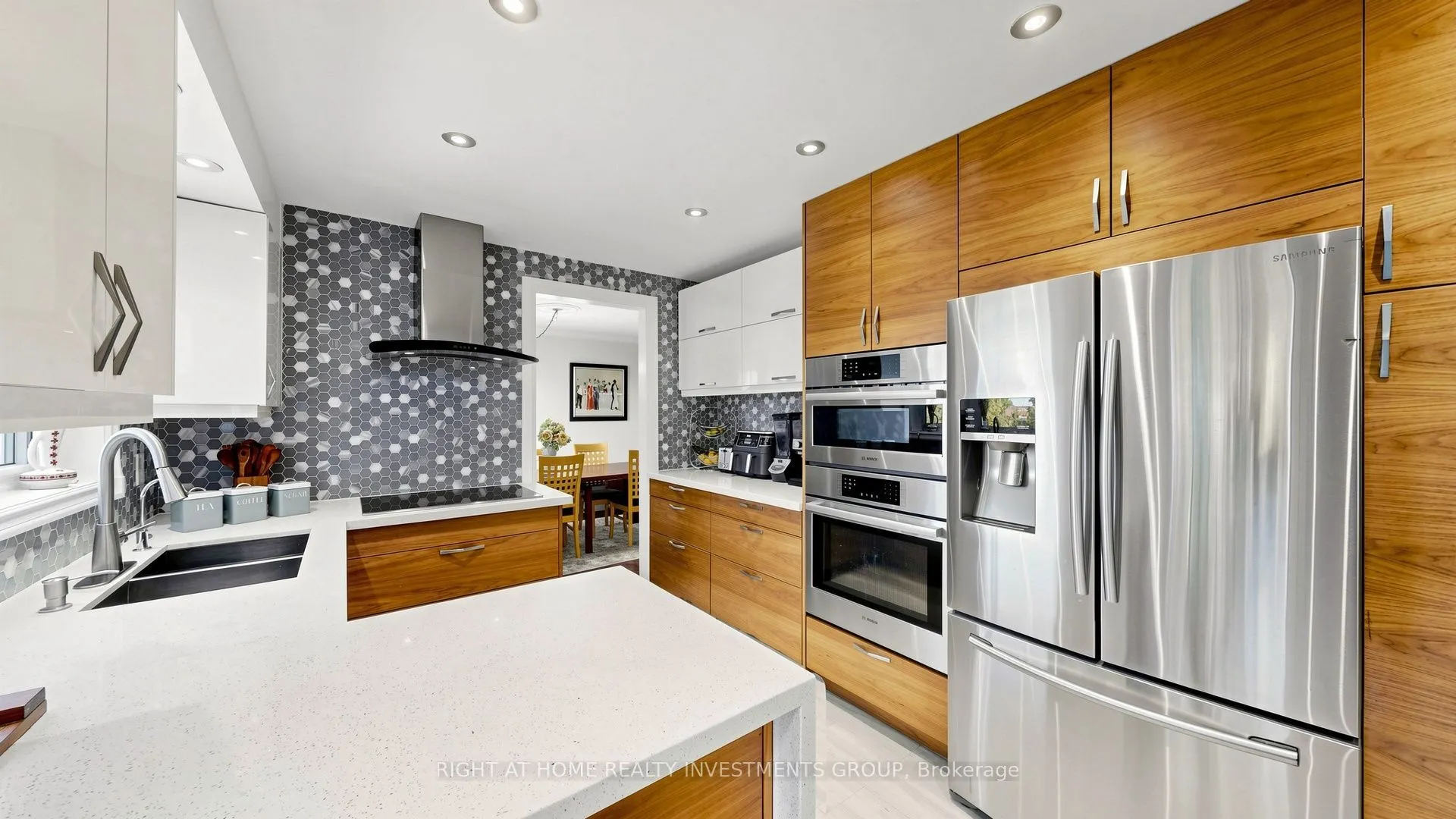 86 Burling Place