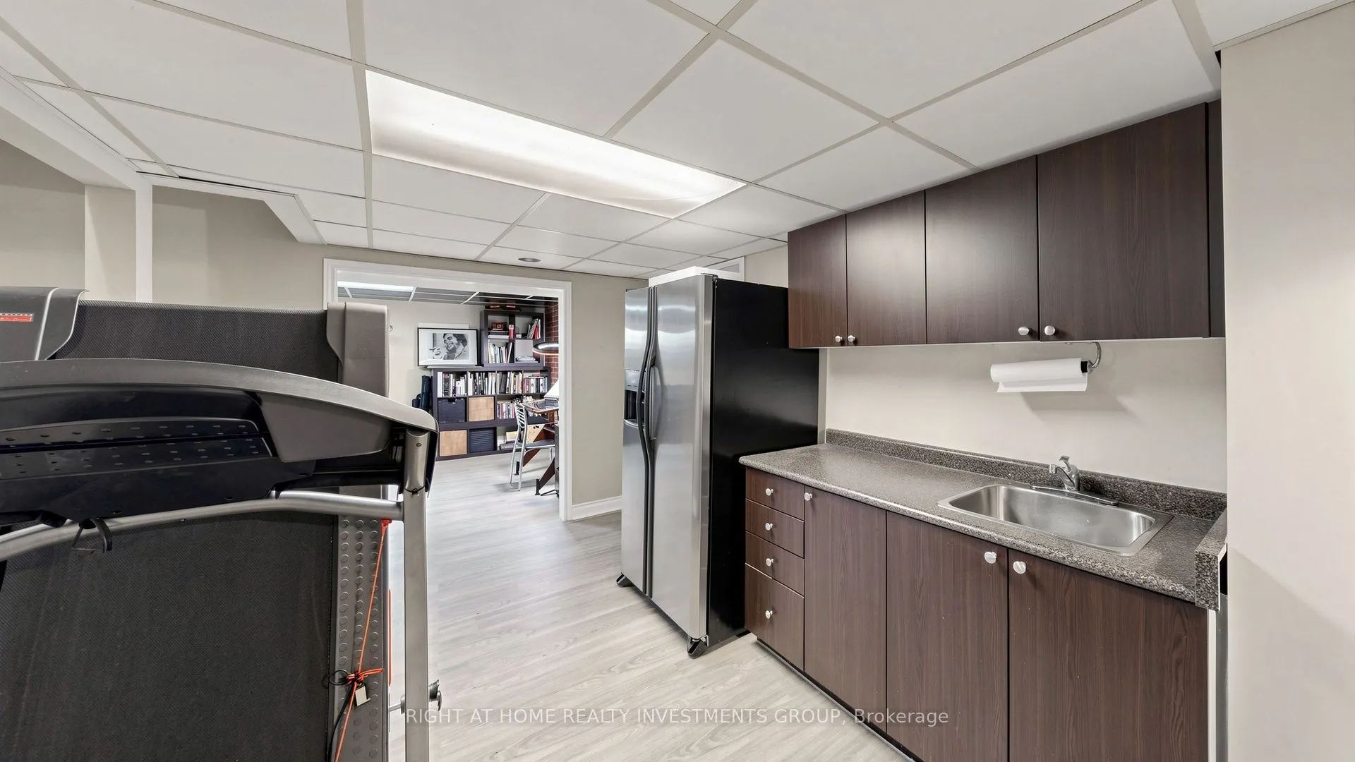 86 Burling Place