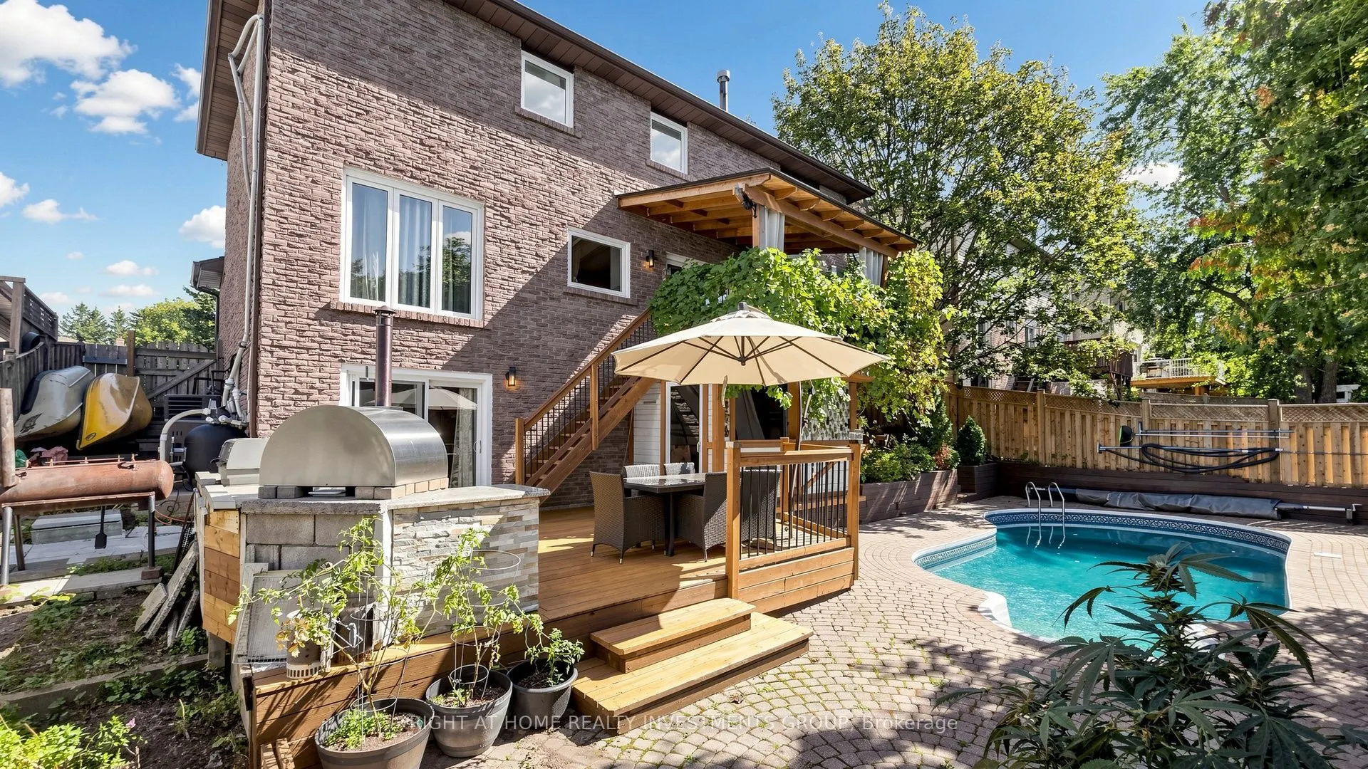86 Burling Place