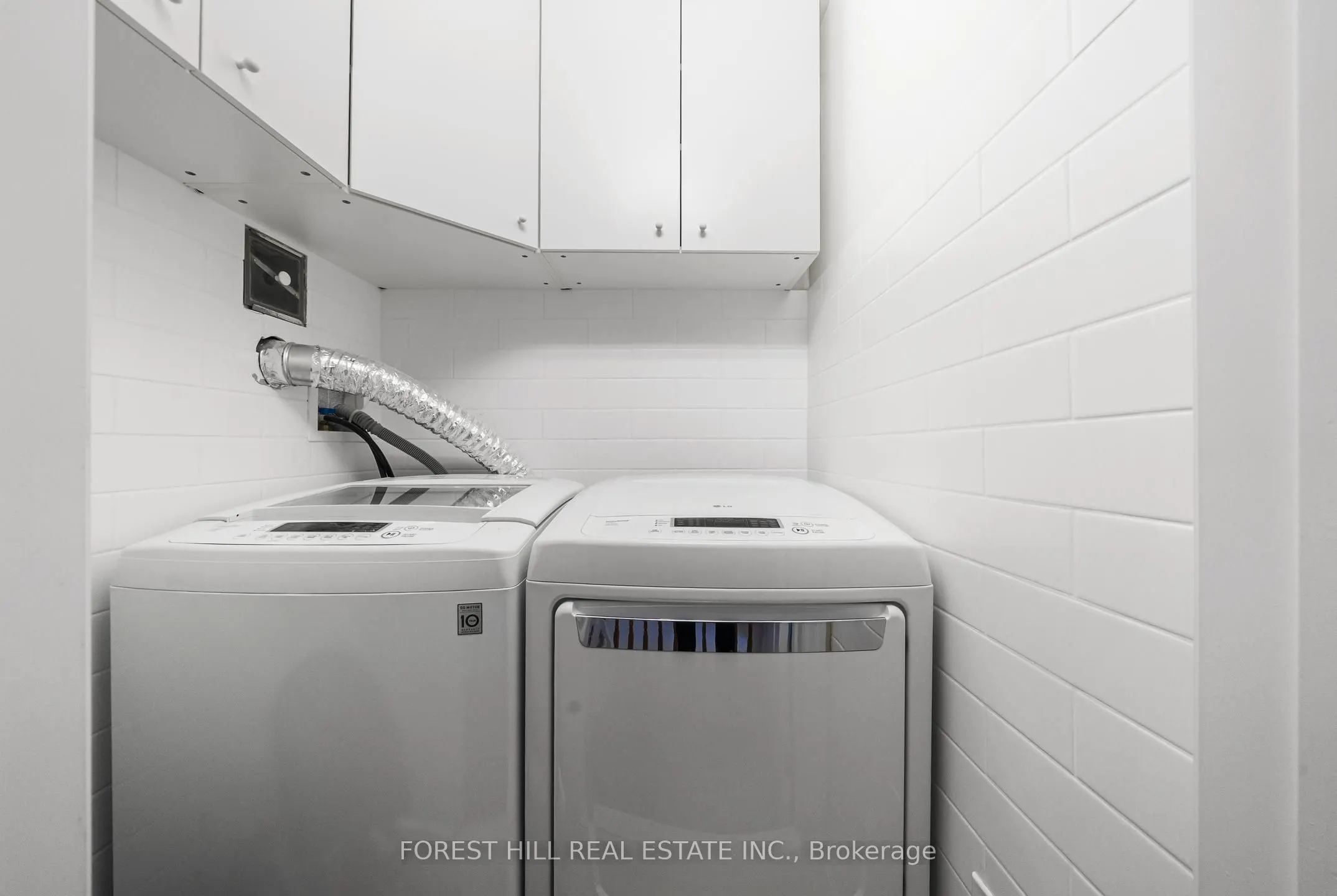 25 Beverley Glen Boulevard #25