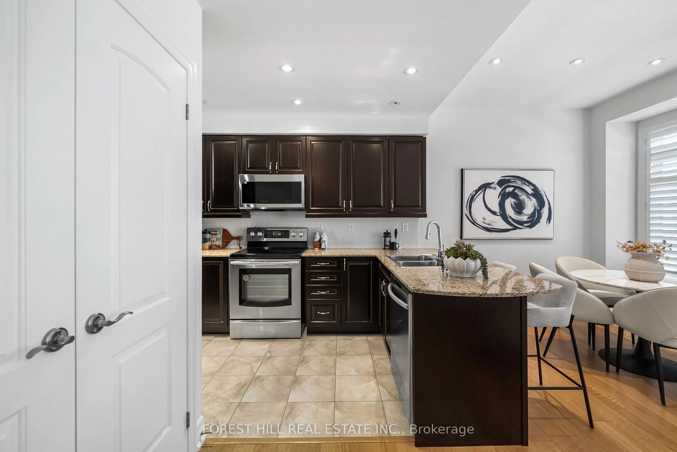 25 Beverley Glen Boulevard #25