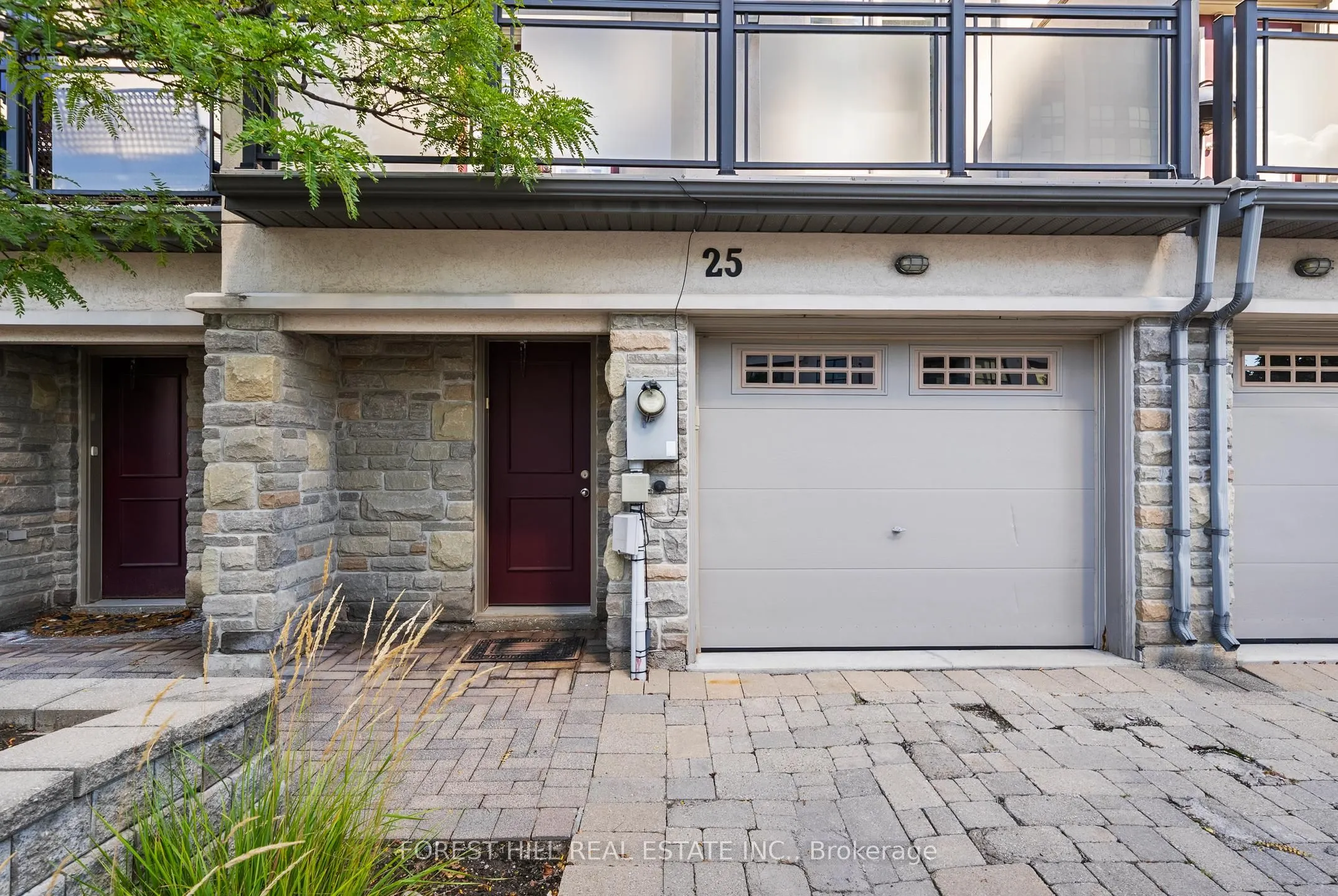 25 Beverley Glen Boulevard #25