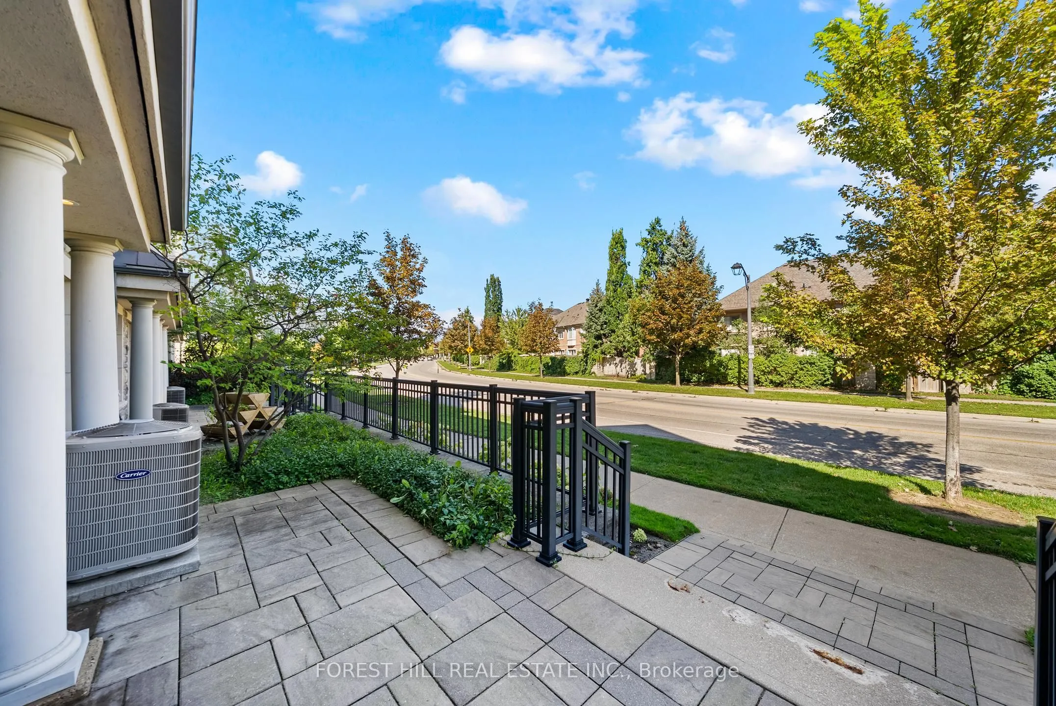 25 Beverley Glen Boulevard #25