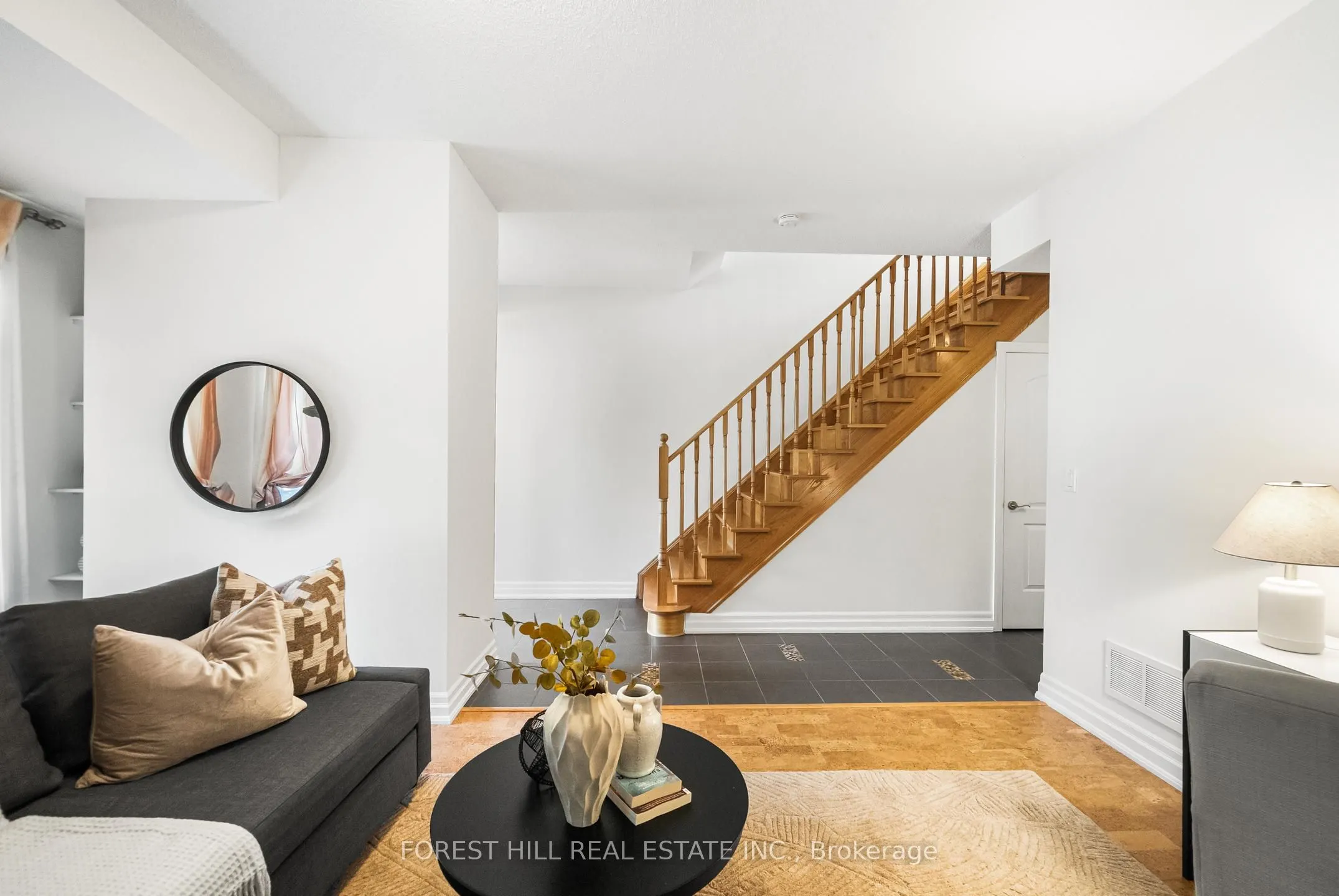 25 Beverley Glen Boulevard #25