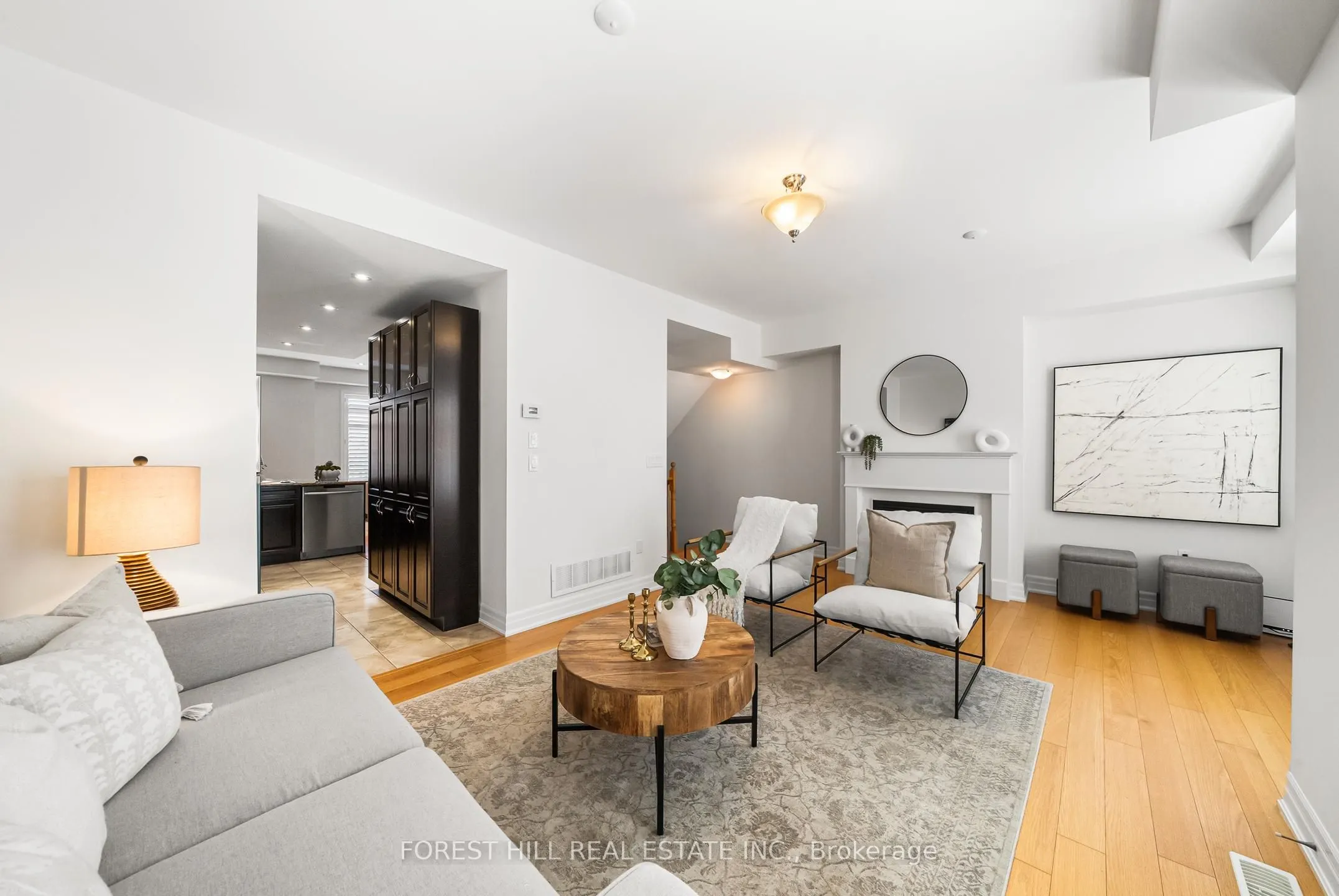 25 Beverley Glen Boulevard #25