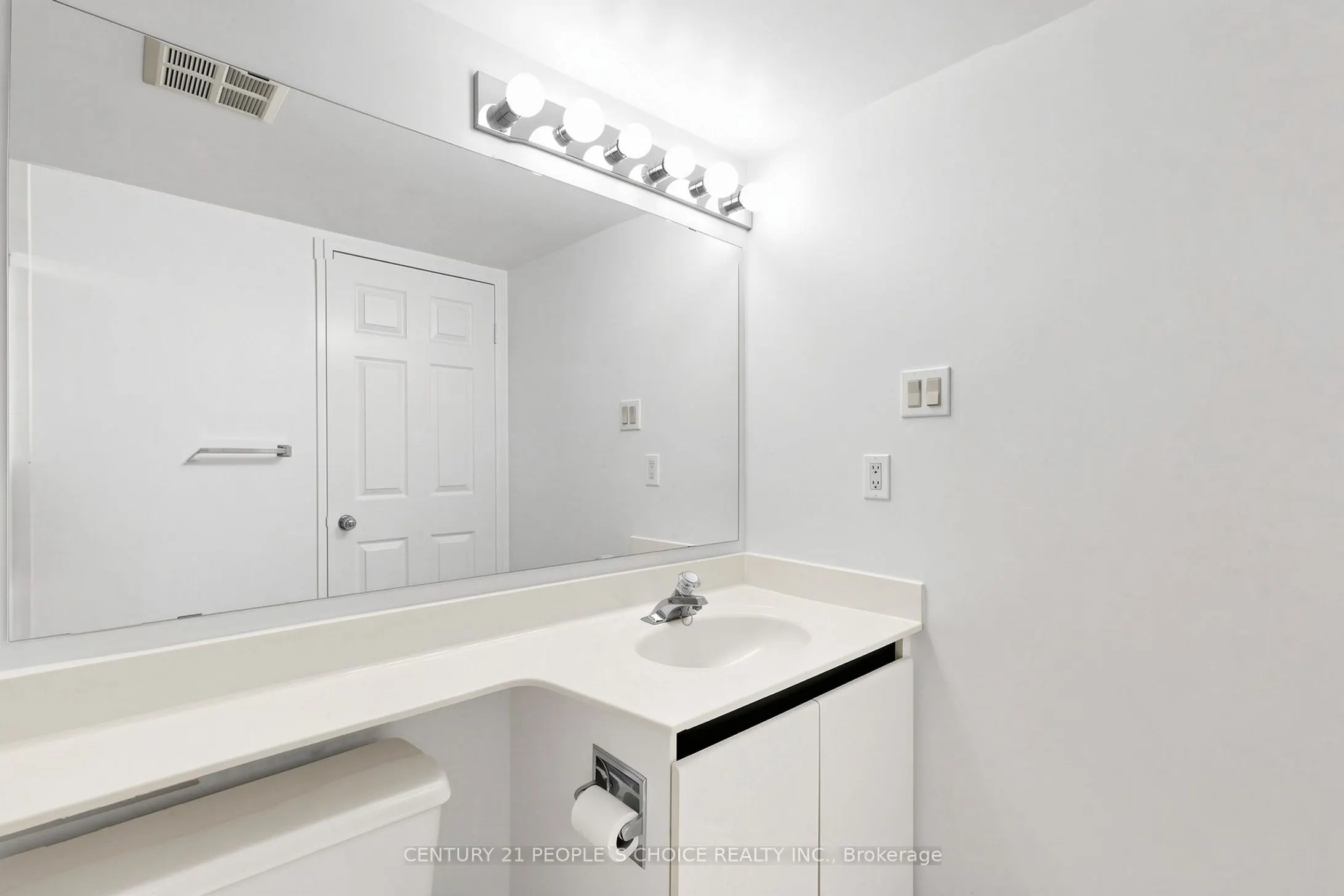 7805 Bayview Avenue #413