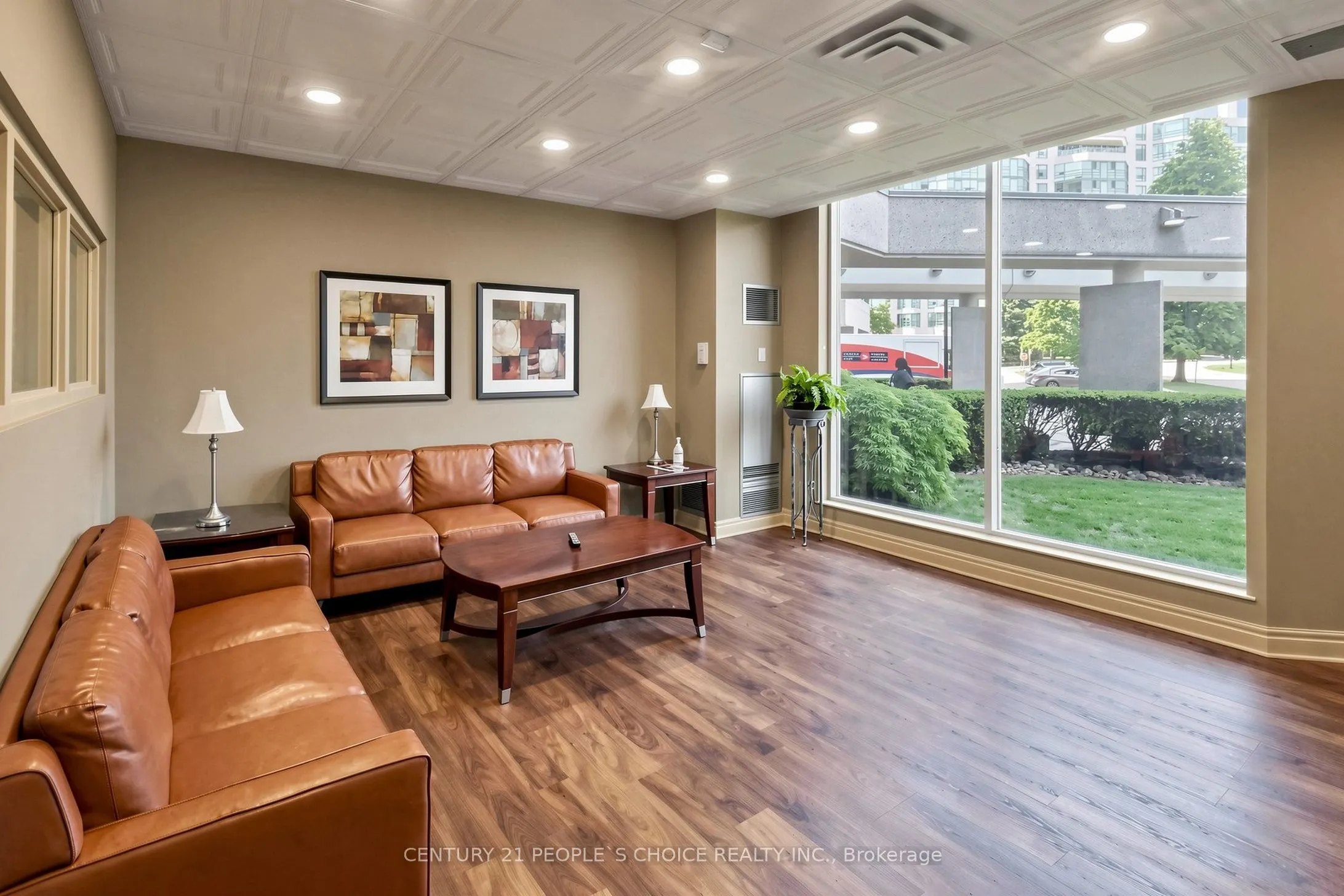 7805 Bayview Avenue #413