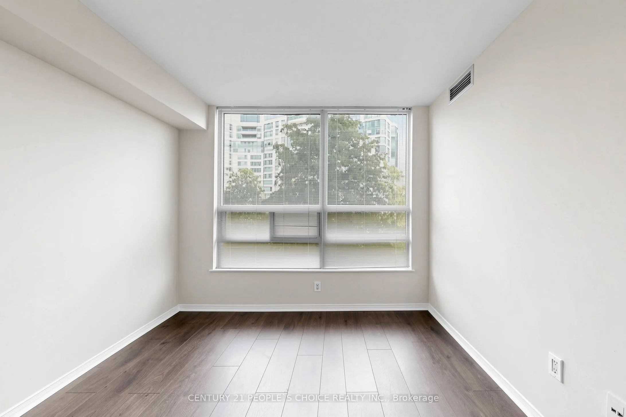 7805 Bayview Avenue #413