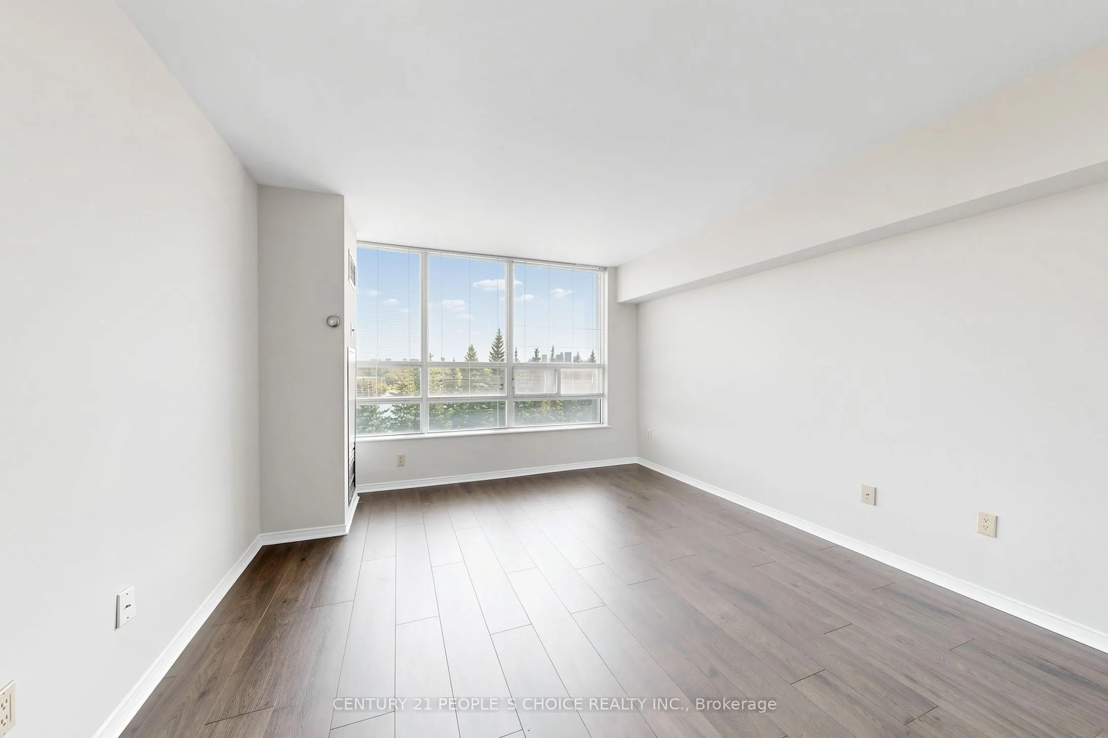 7805 Bayview Avenue #413