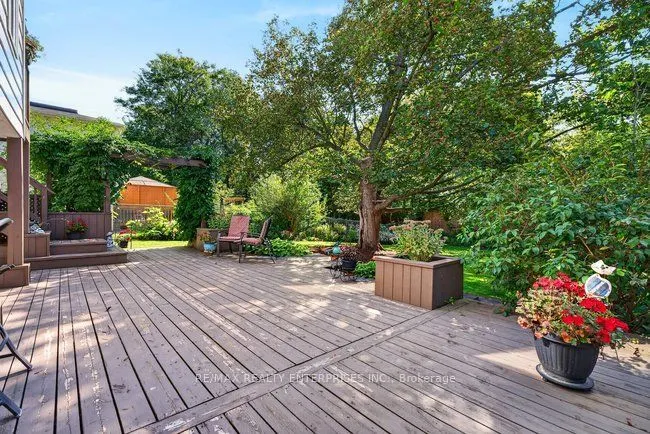 174 Bayview Fairways Drive