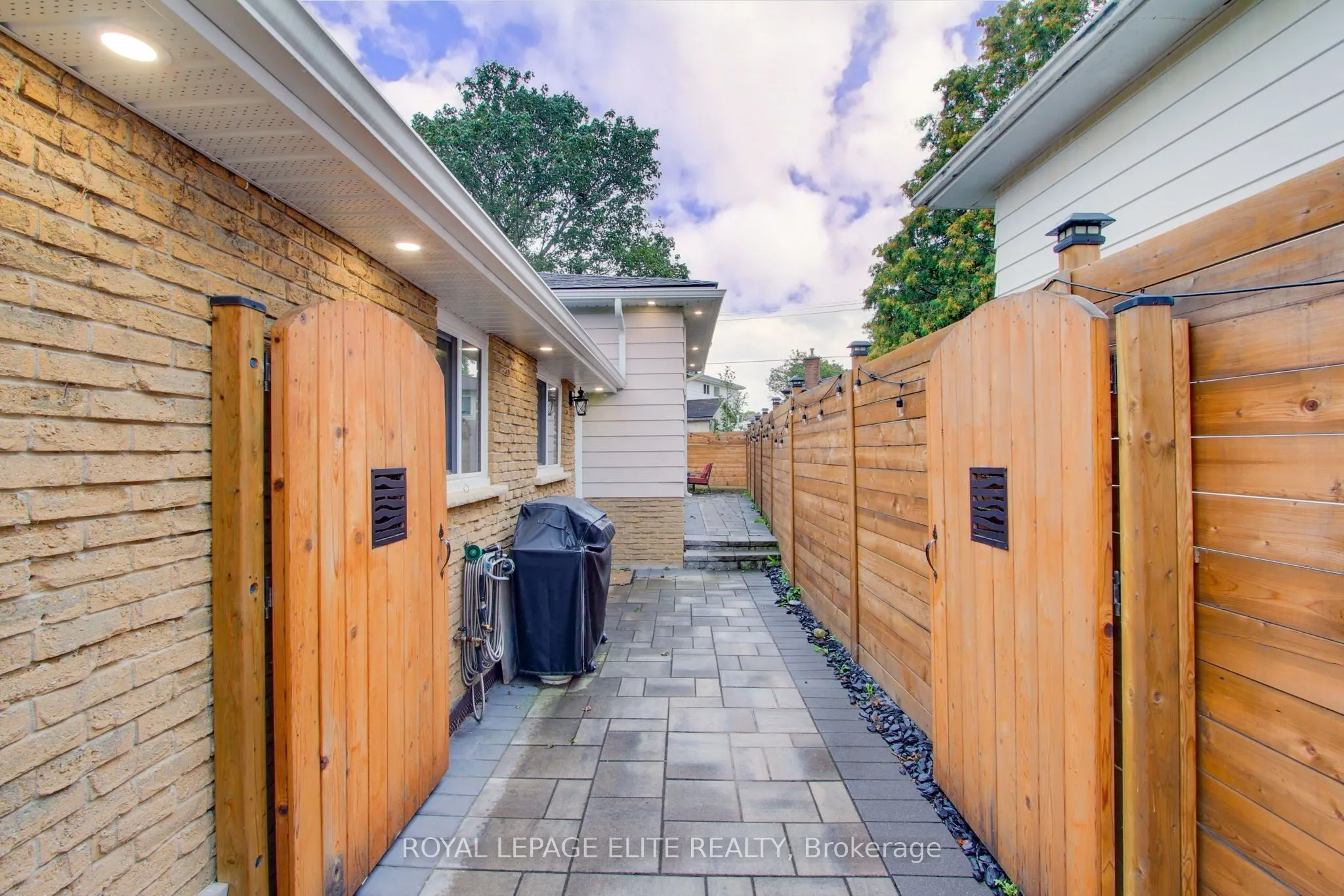 13 Alphonsus Court