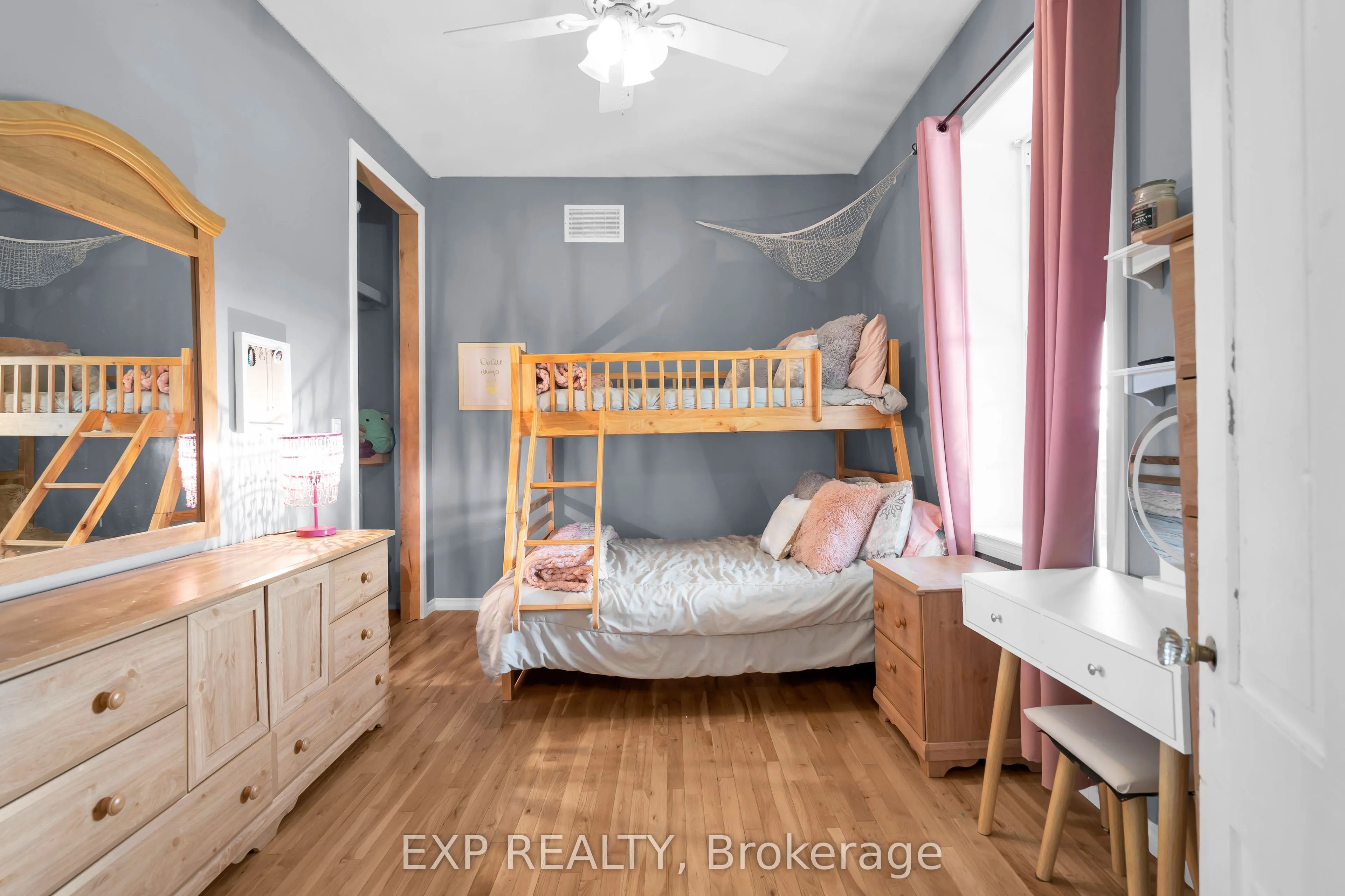 220 Lakeridge Road