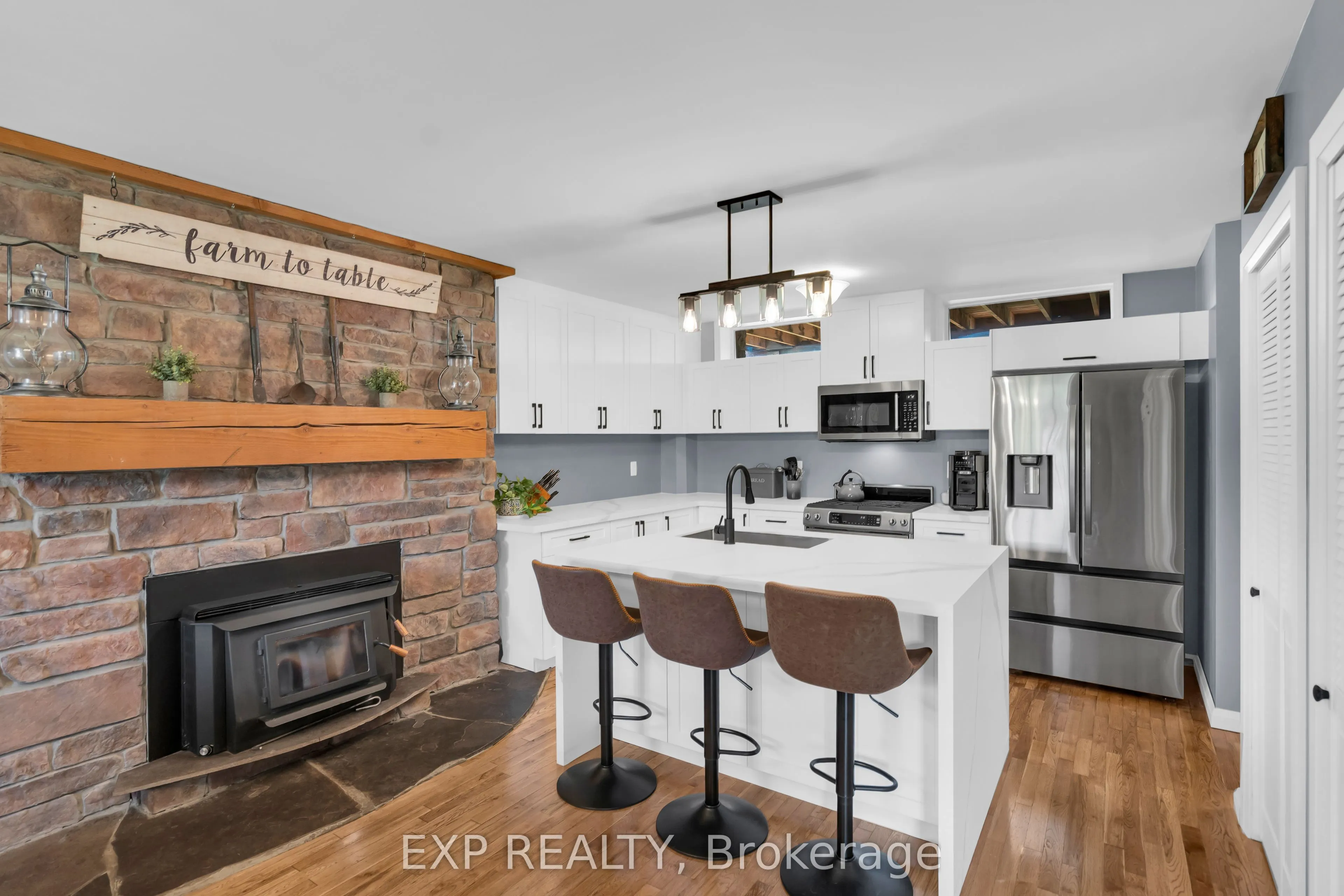 220 Lakeridge Road