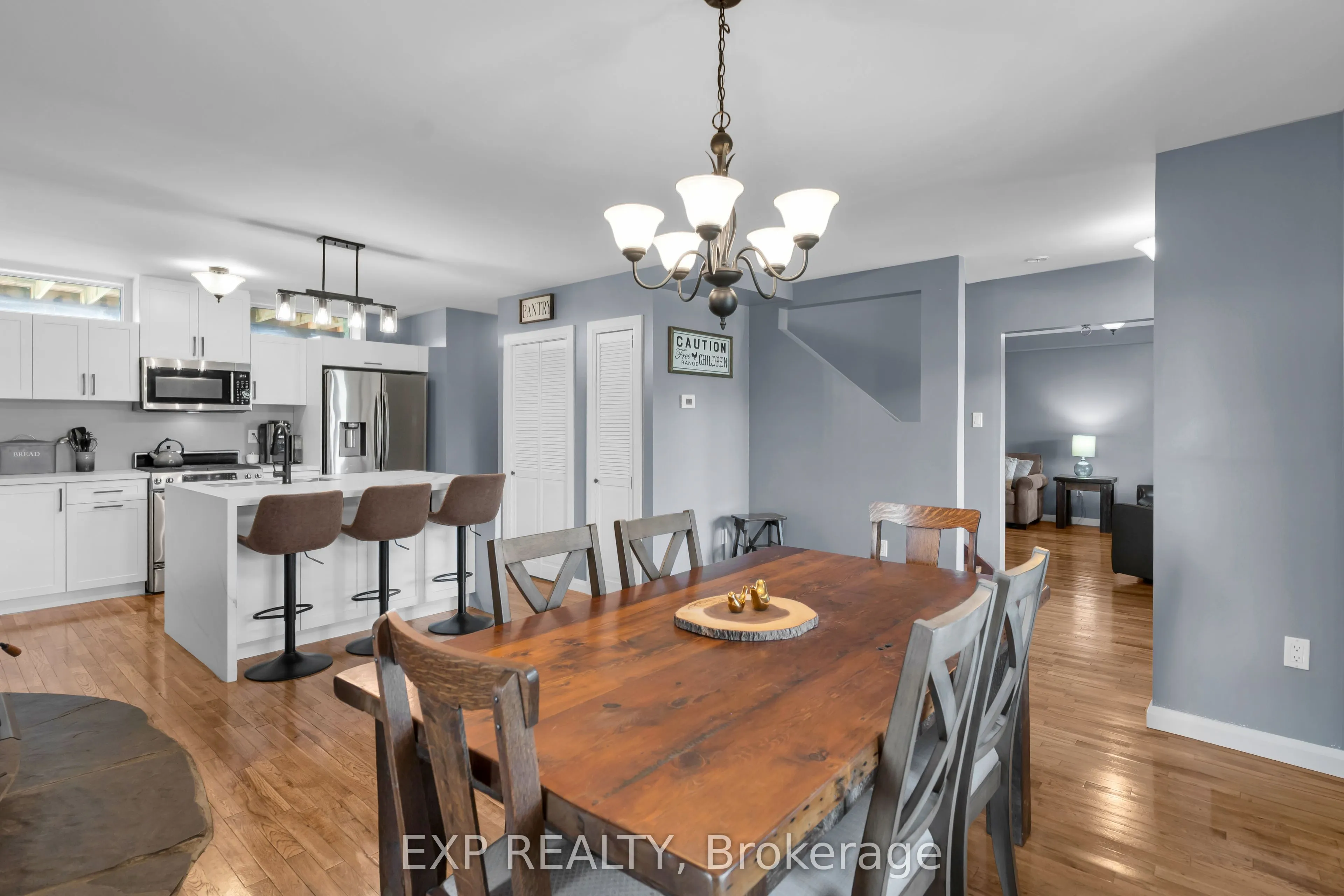 220 Lakeridge Road