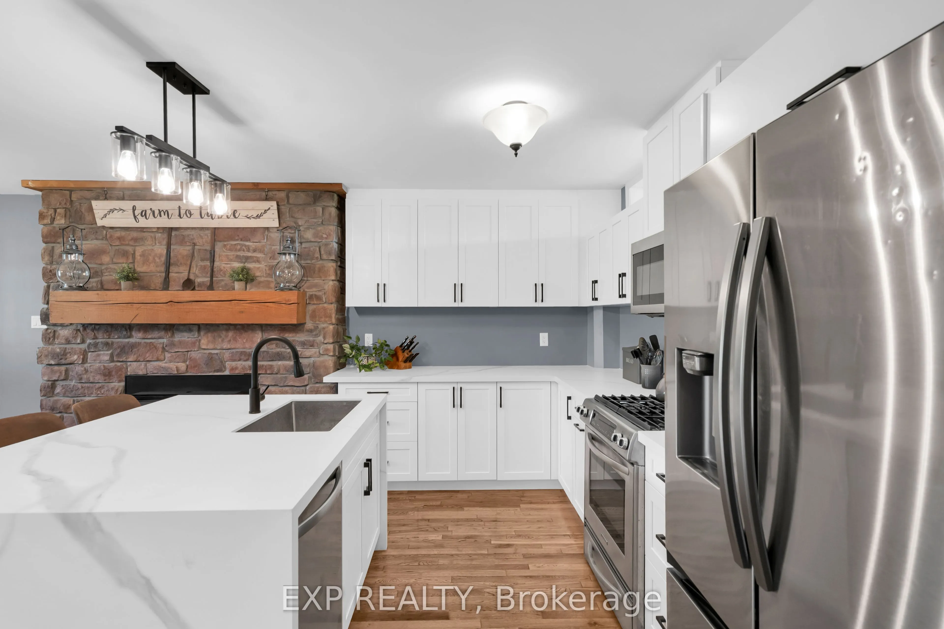 220 Lakeridge Road