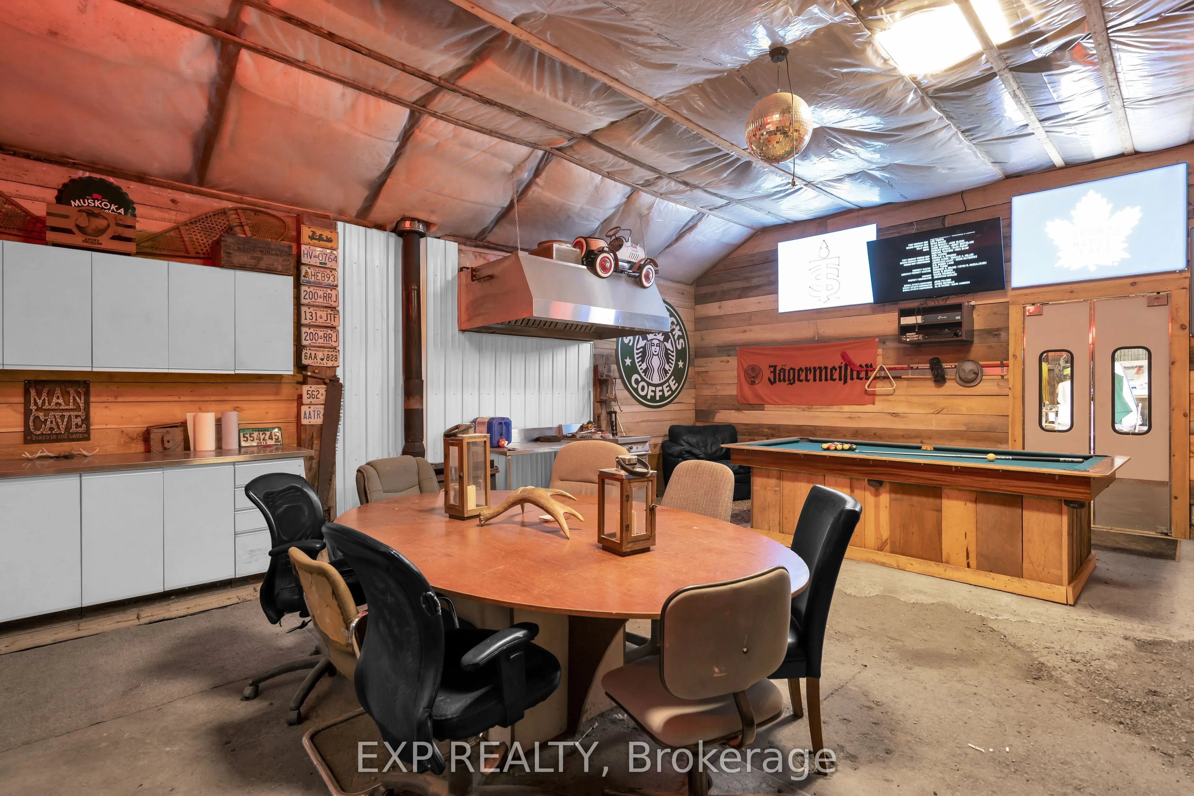 220 Lakeridge Road