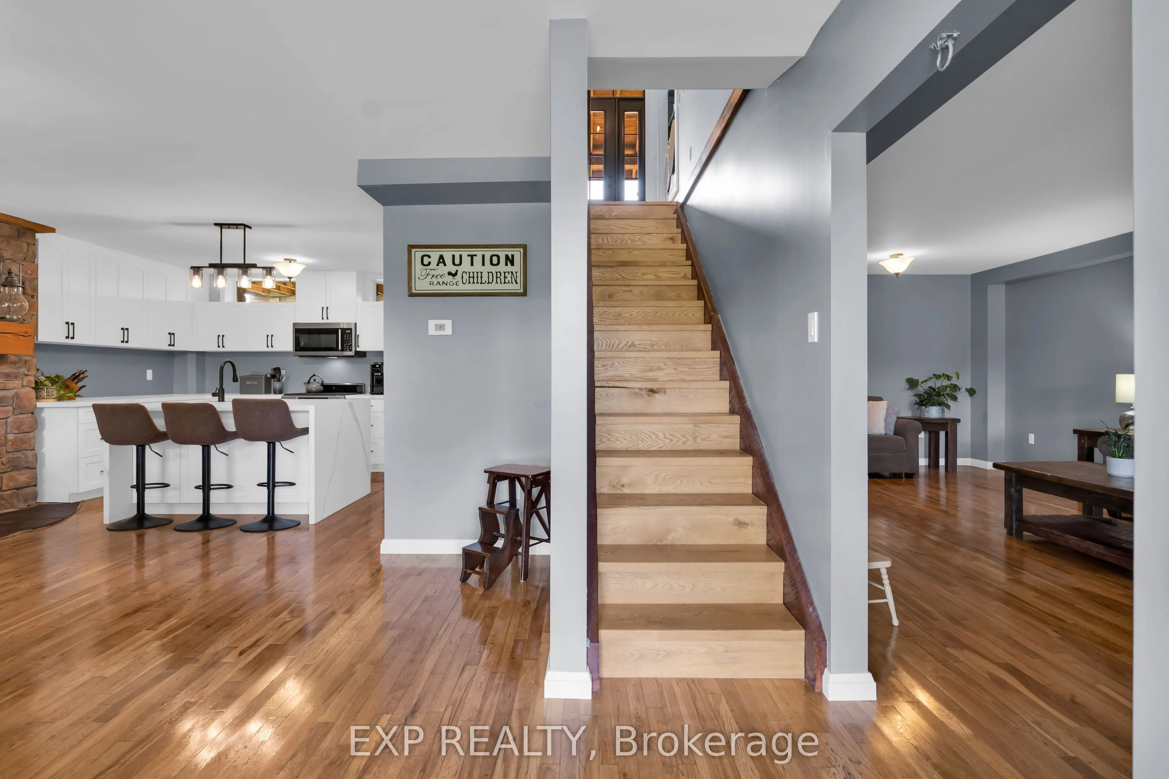 220 Lakeridge Road