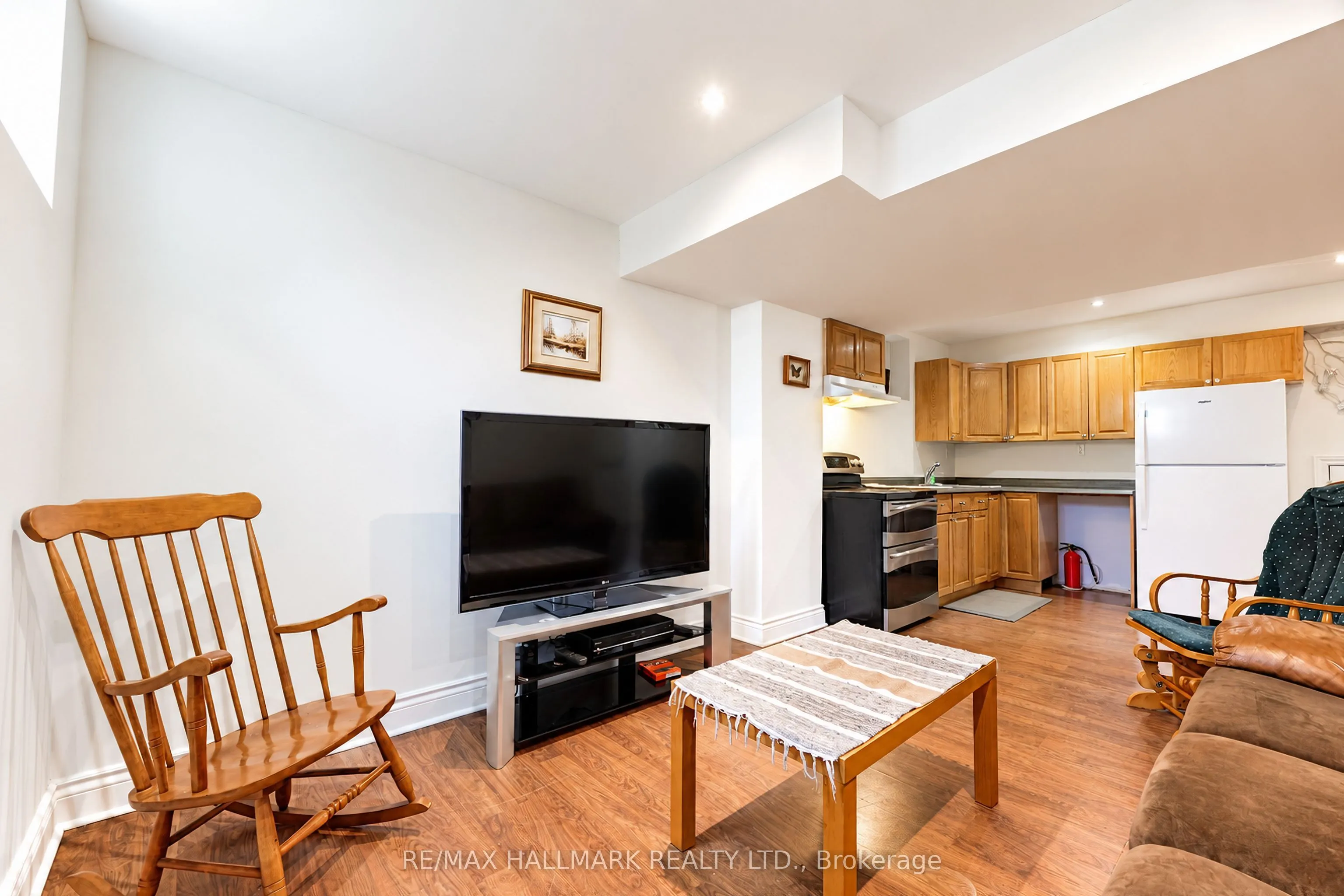 16 Braehead Drive