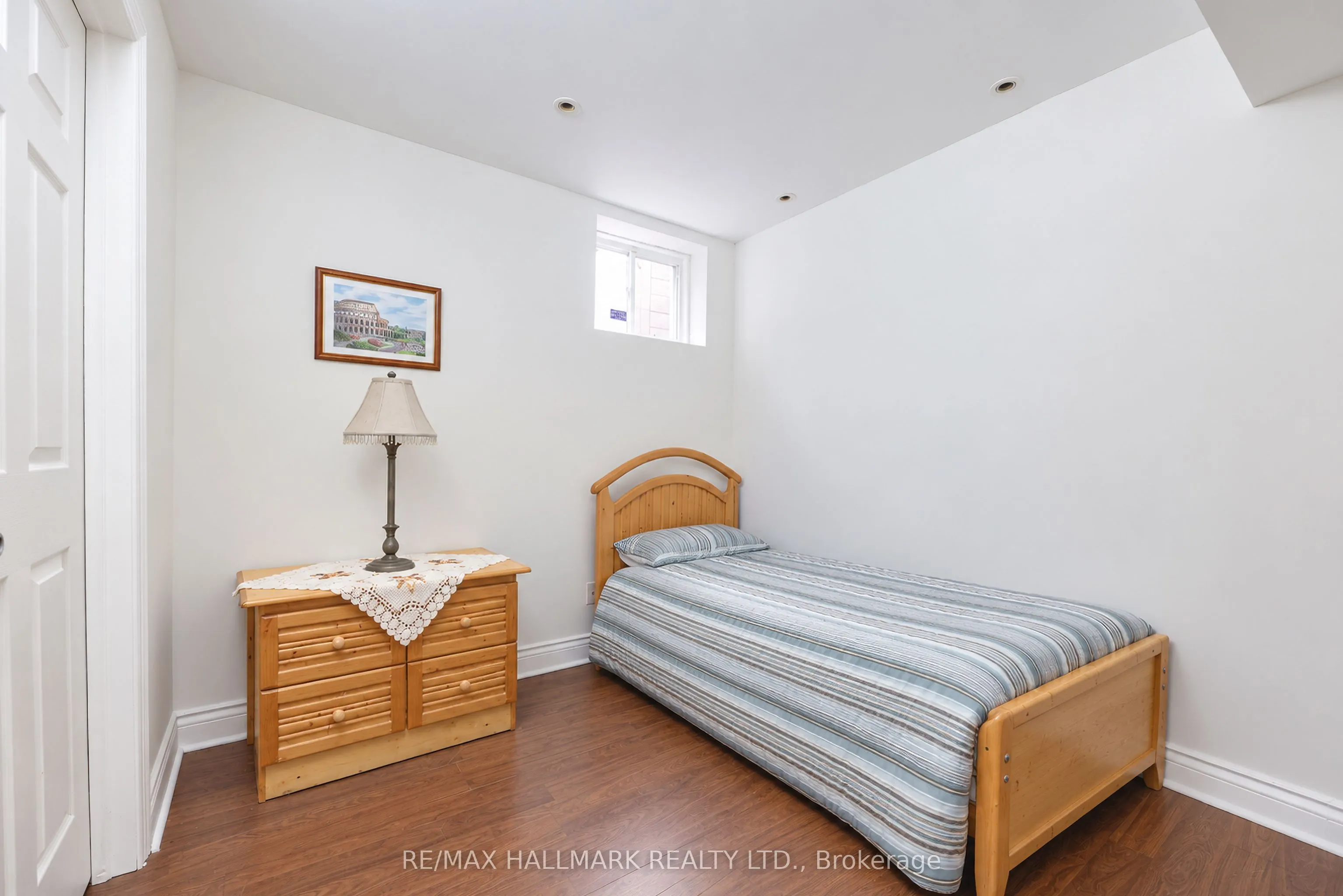 16 Braehead Drive