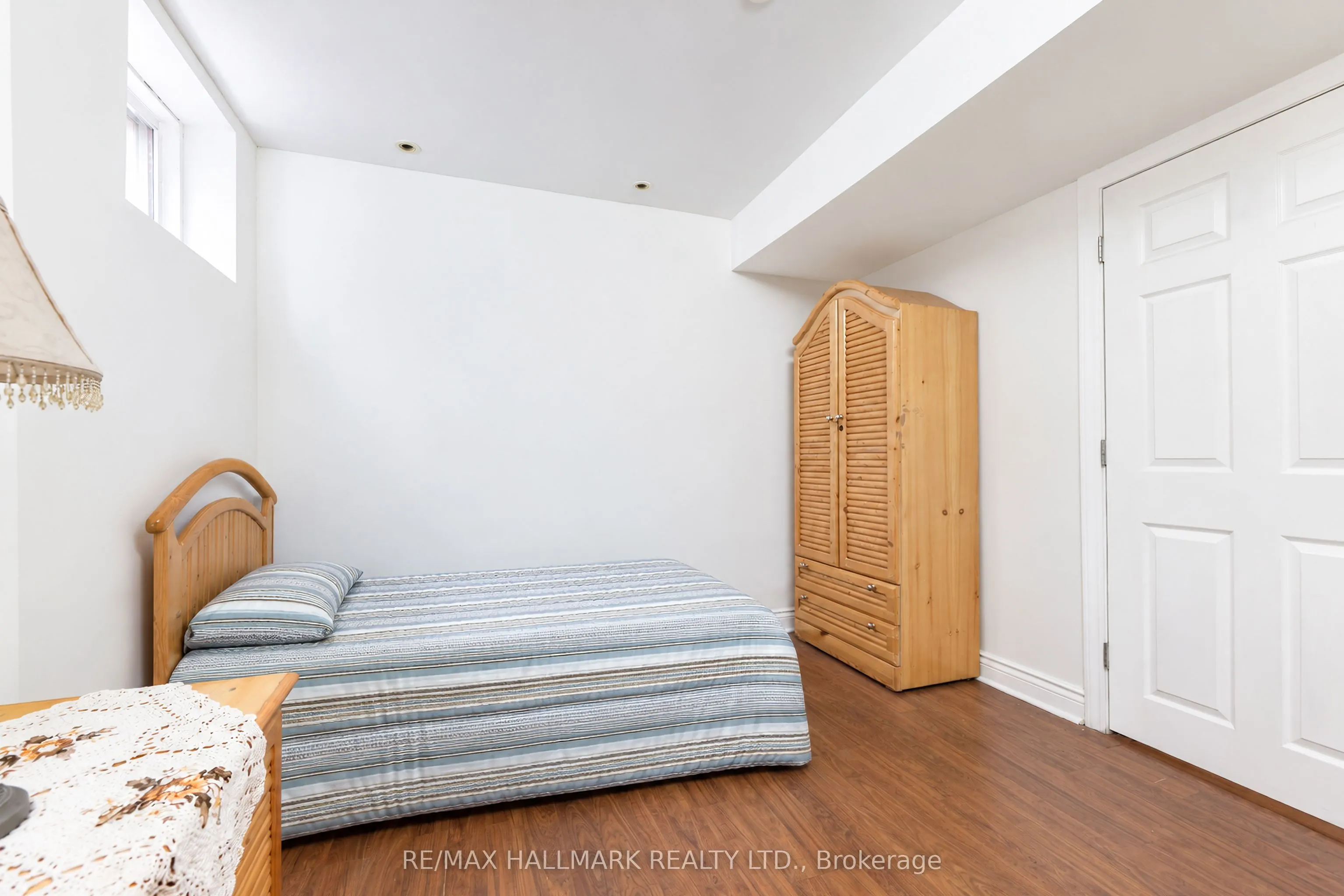 16 Braehead Drive