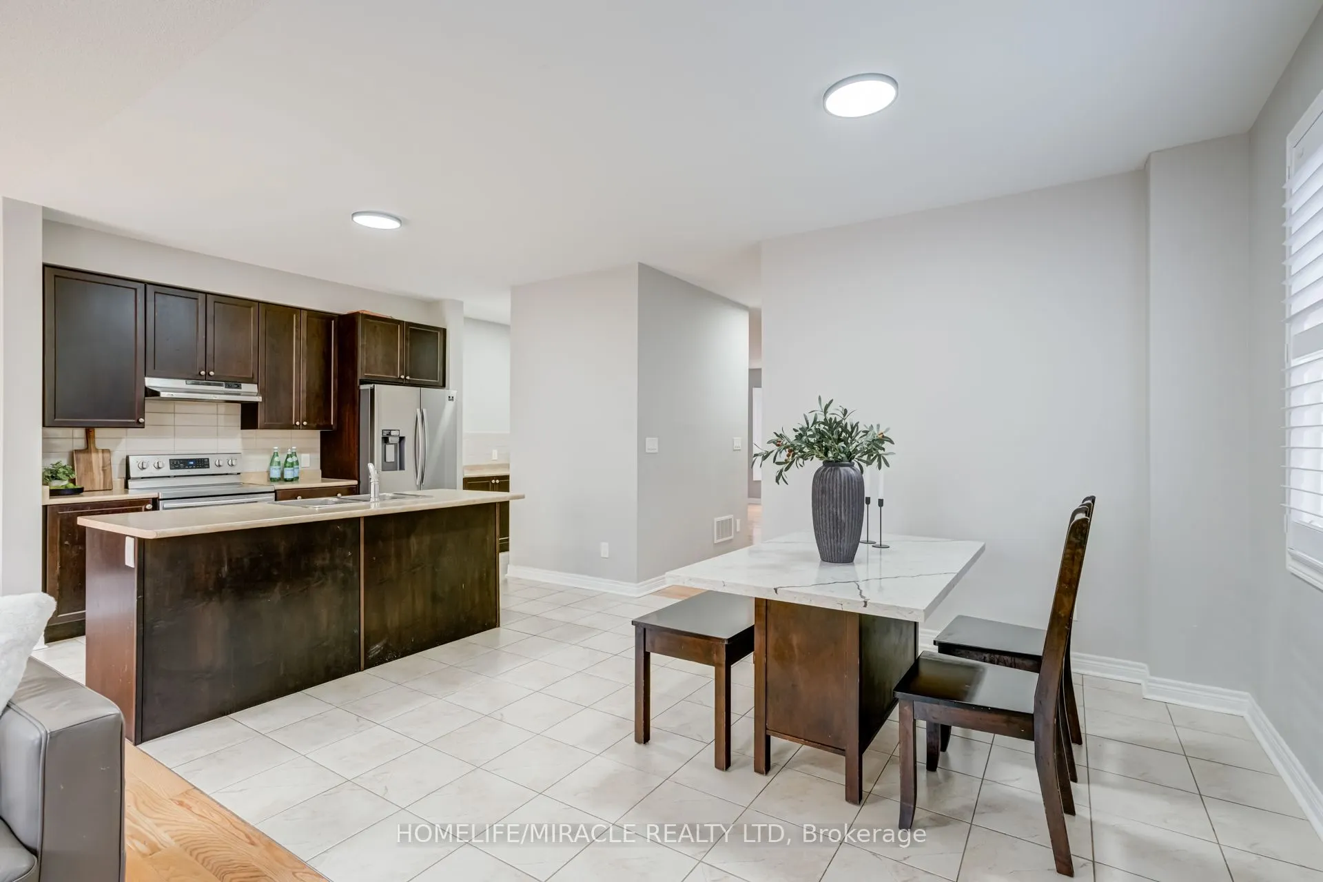 81 Willoughby Way