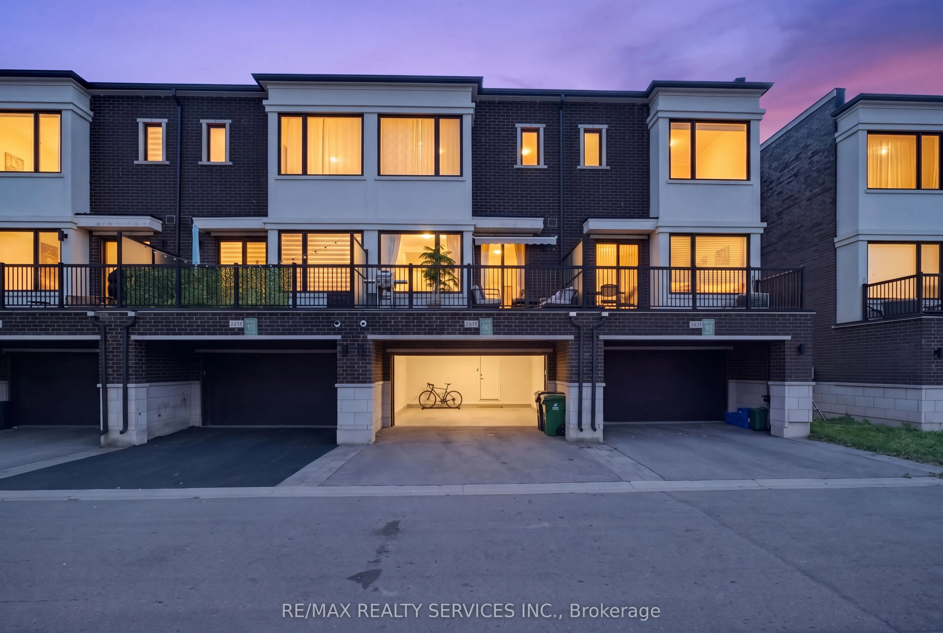 3878 Major Mackenzie Drive