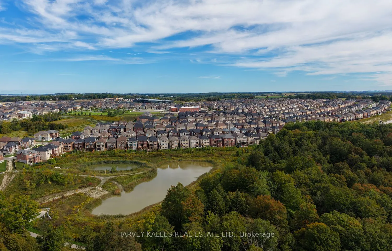 253 Seaview Heights #Main Floor