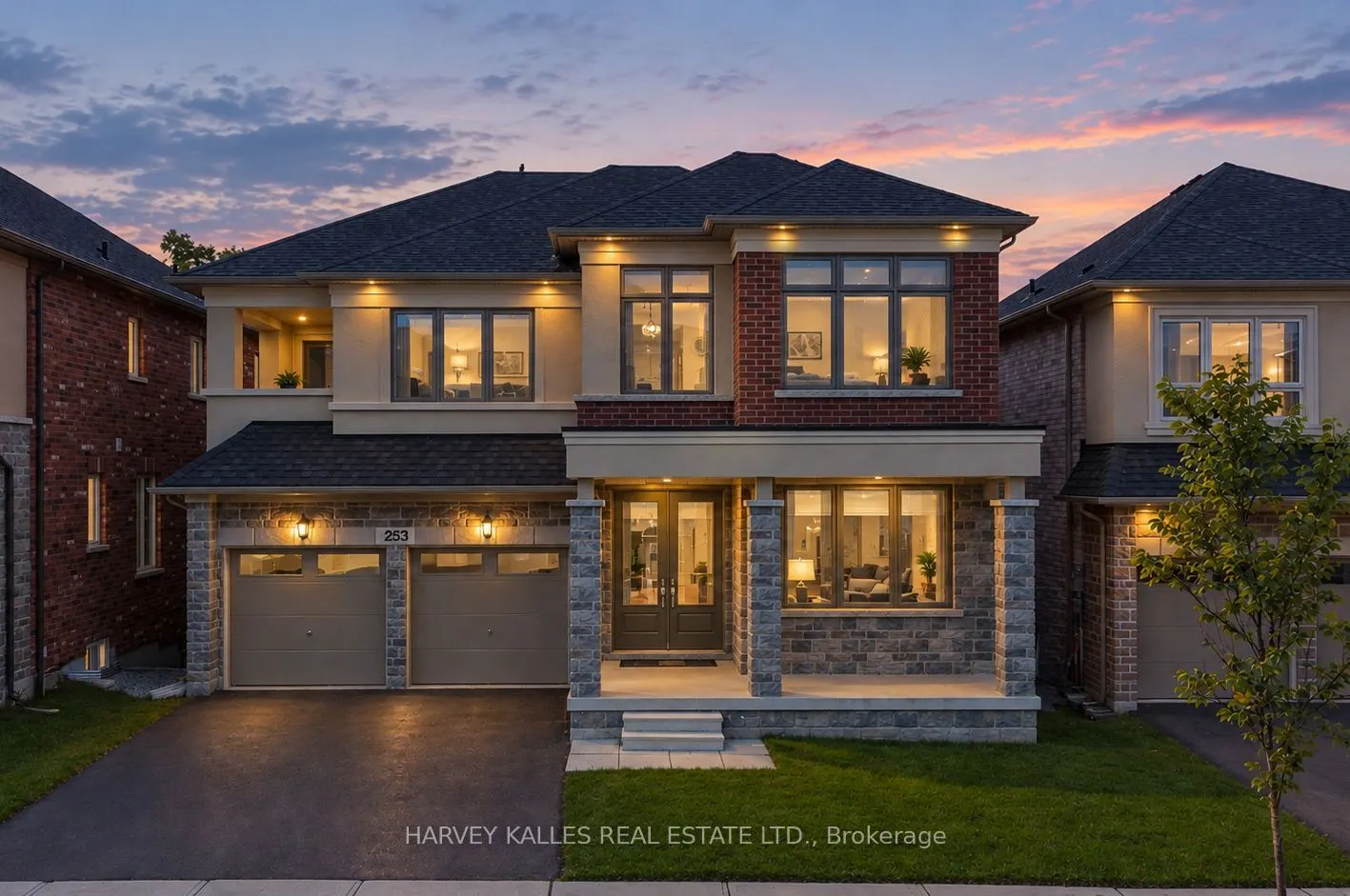 253 Seaview Heights #Main Floor