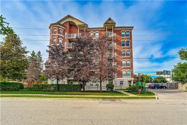 35 Hunt Avenue
