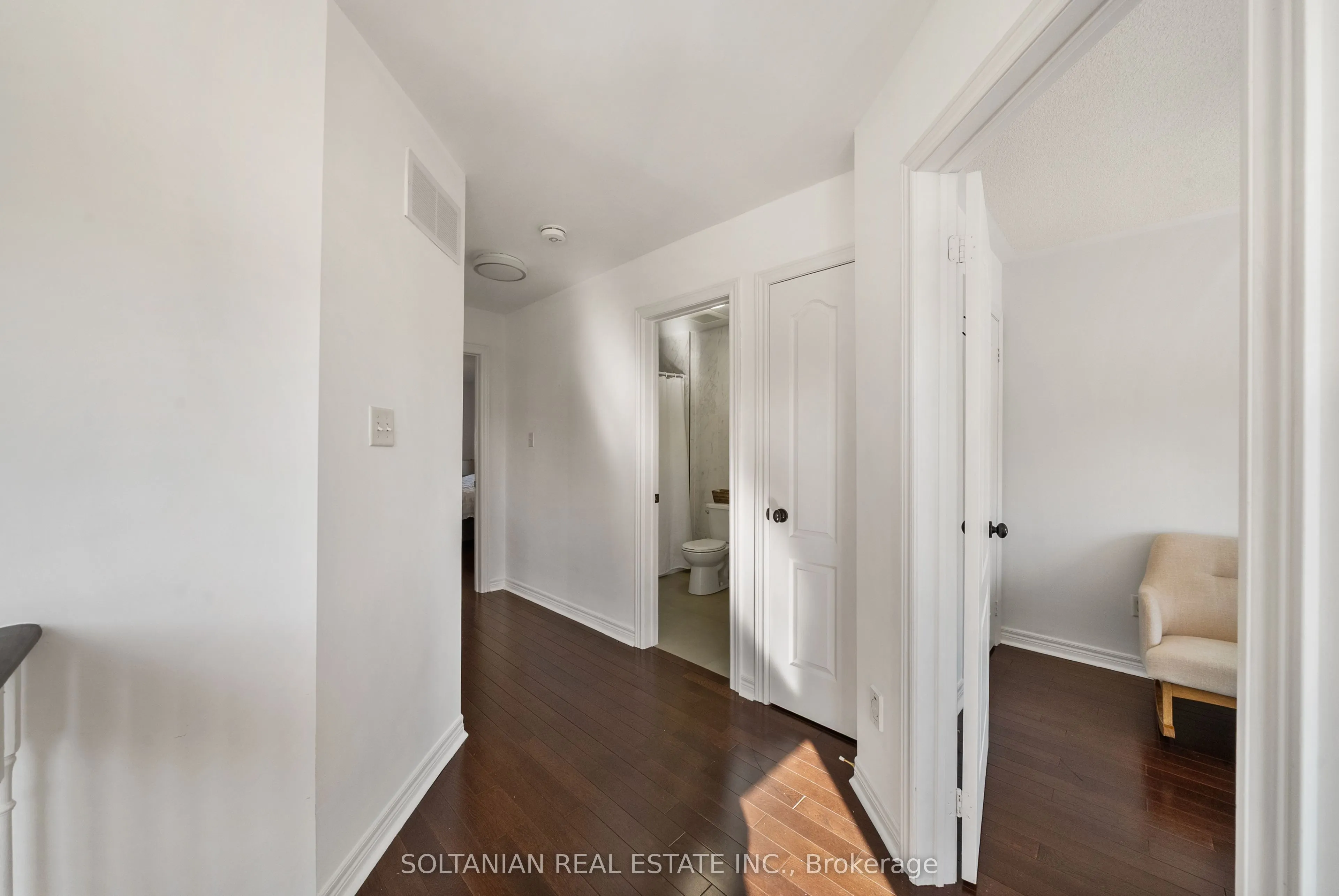 163 Wildberry Crescent
