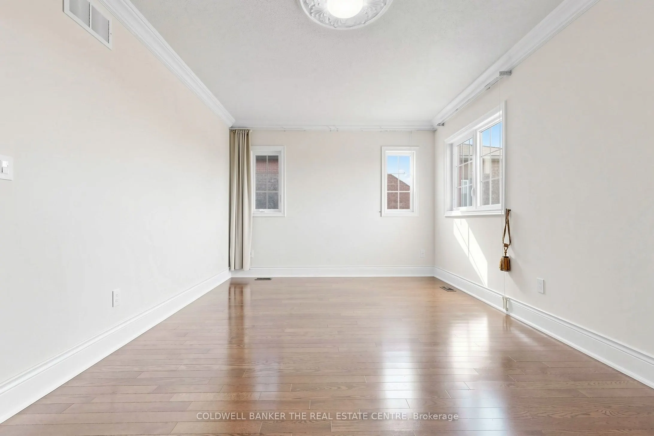 20 Shalom Aleichem Court