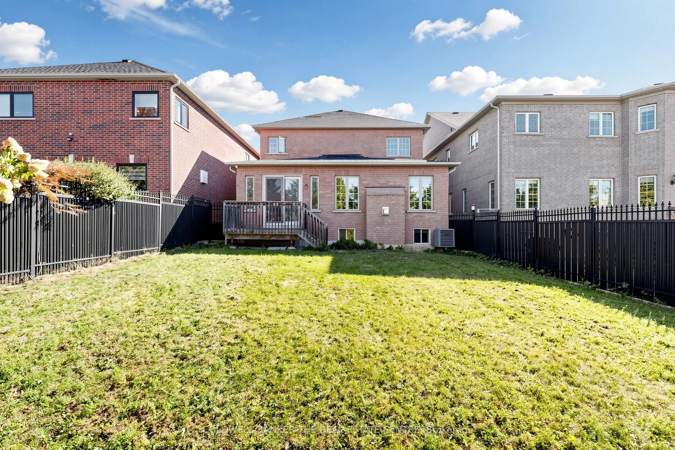 20 Shalom Aleichem Court