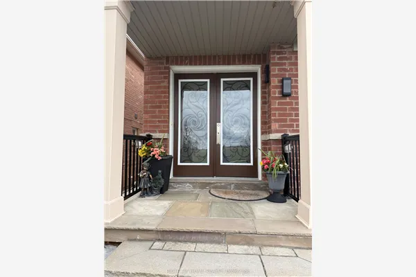 129 Four Seasons Crescent